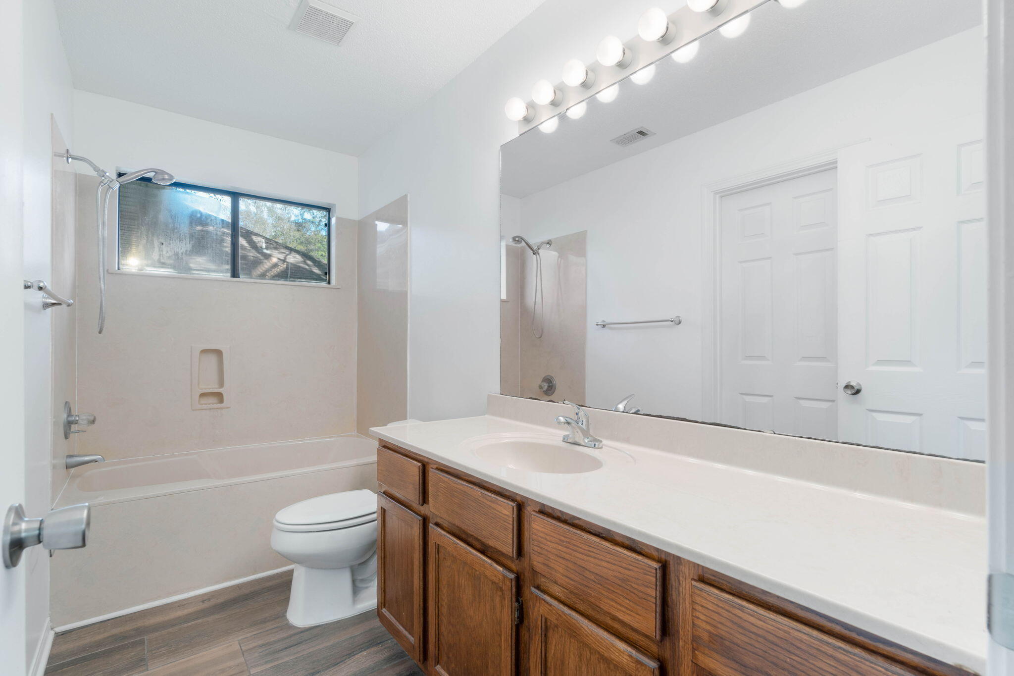 NORTHERN PINE TRACE - Residential