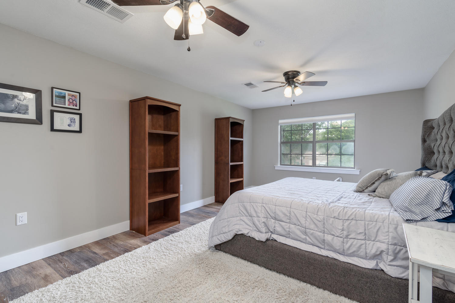 LAKE LORRAINE ESTATES 3 - Residential