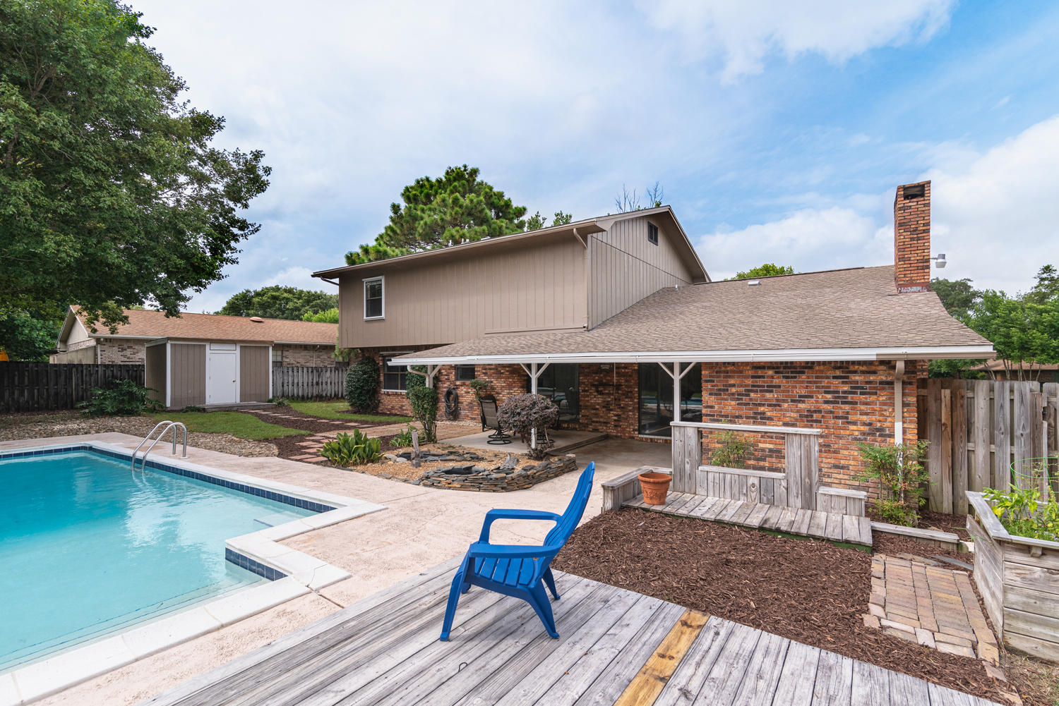 LAKE LORRAINE ESTATES 3 - Residential