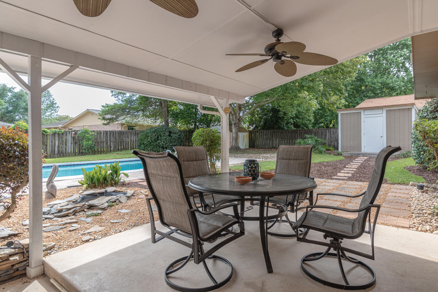 LAKE LORRAINE ESTATES 3 - Residential