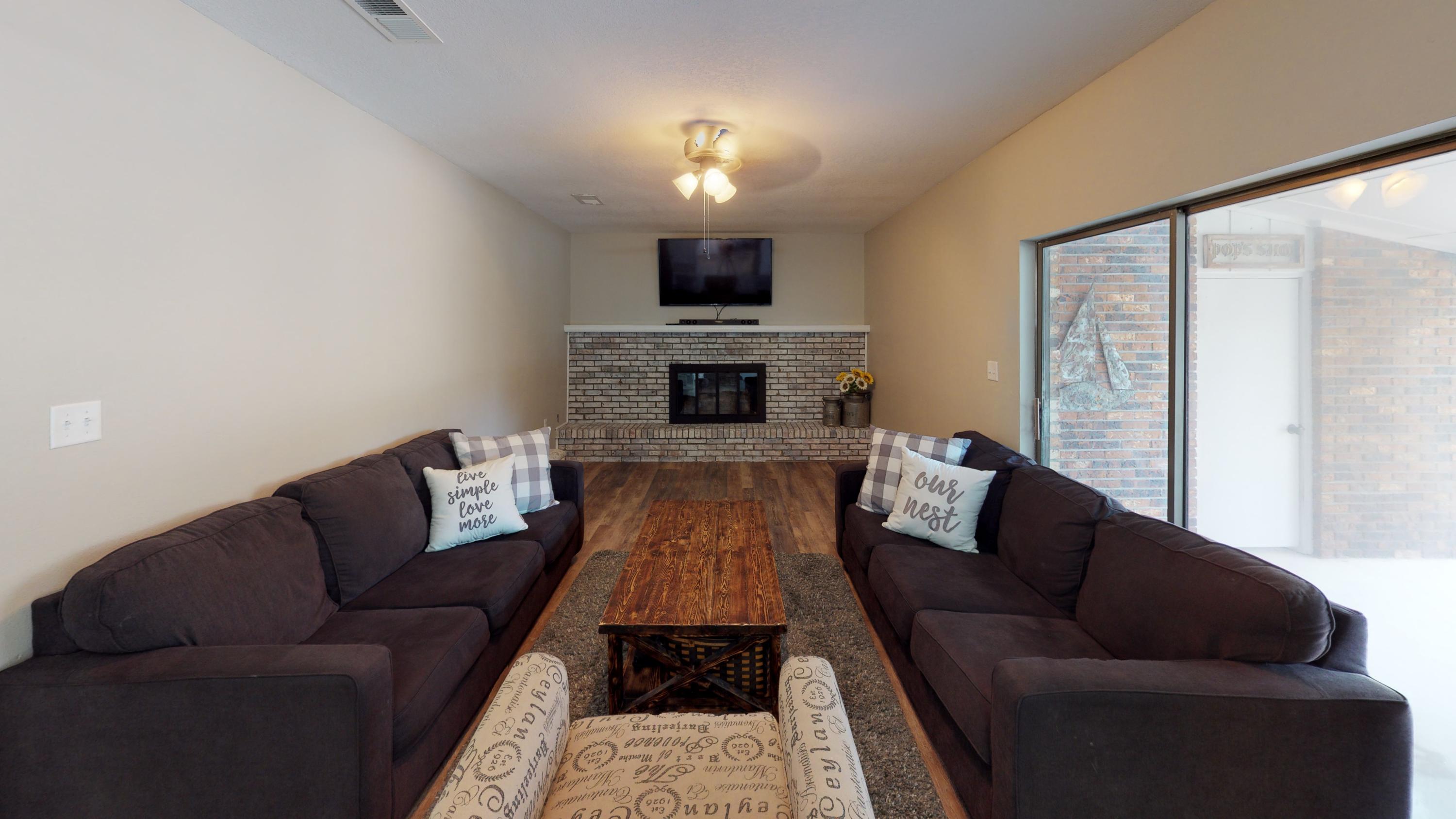 LAKE LORRAINE ESTATES 3 - Residential