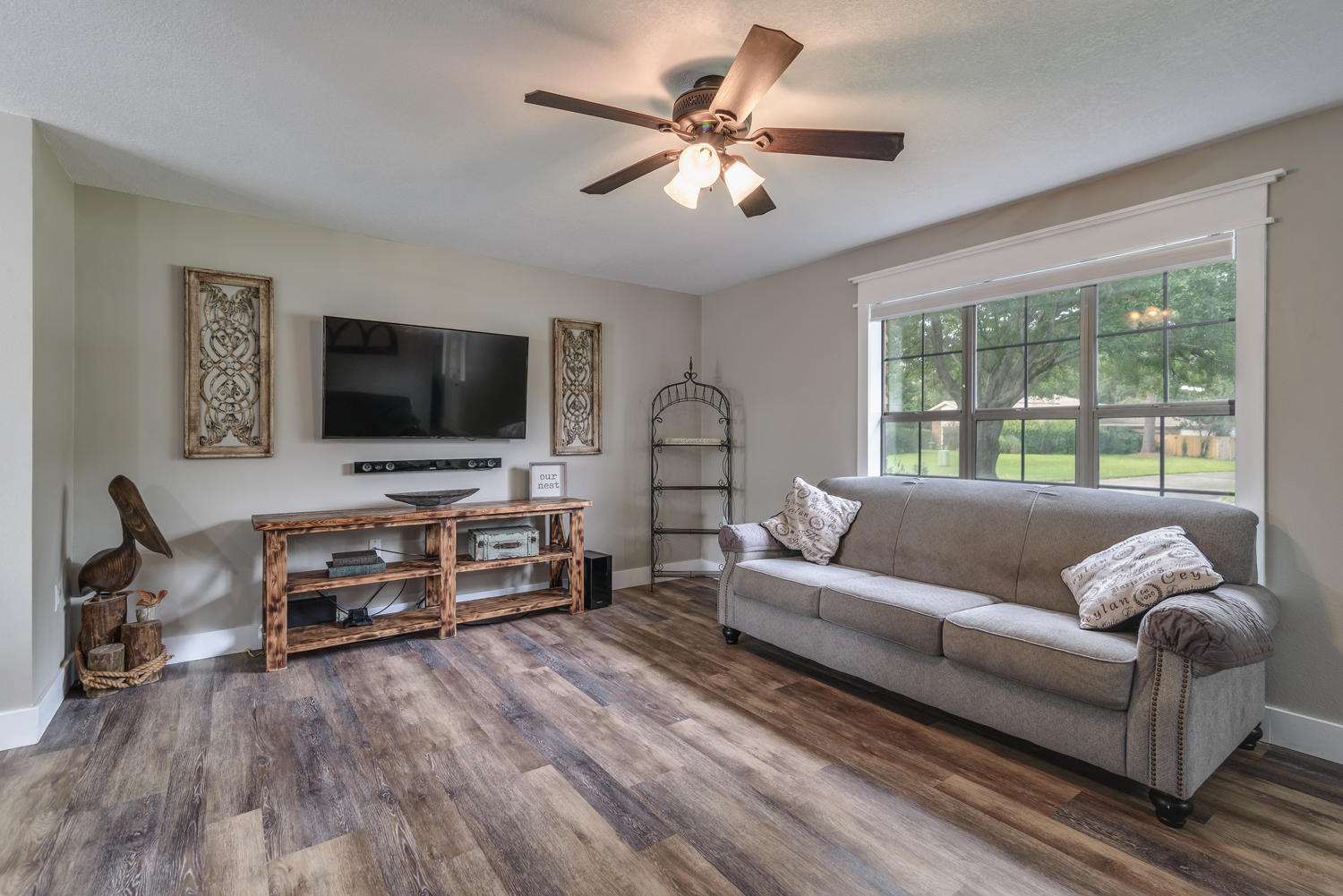 LAKE LORRAINE ESTATES 3 - Residential