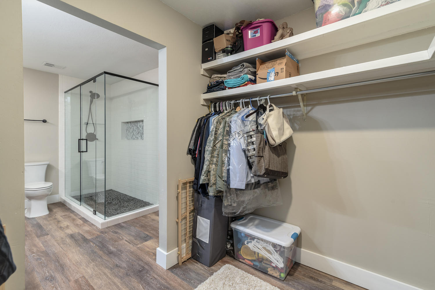 LAKE LORRAINE ESTATES 3 - Residential