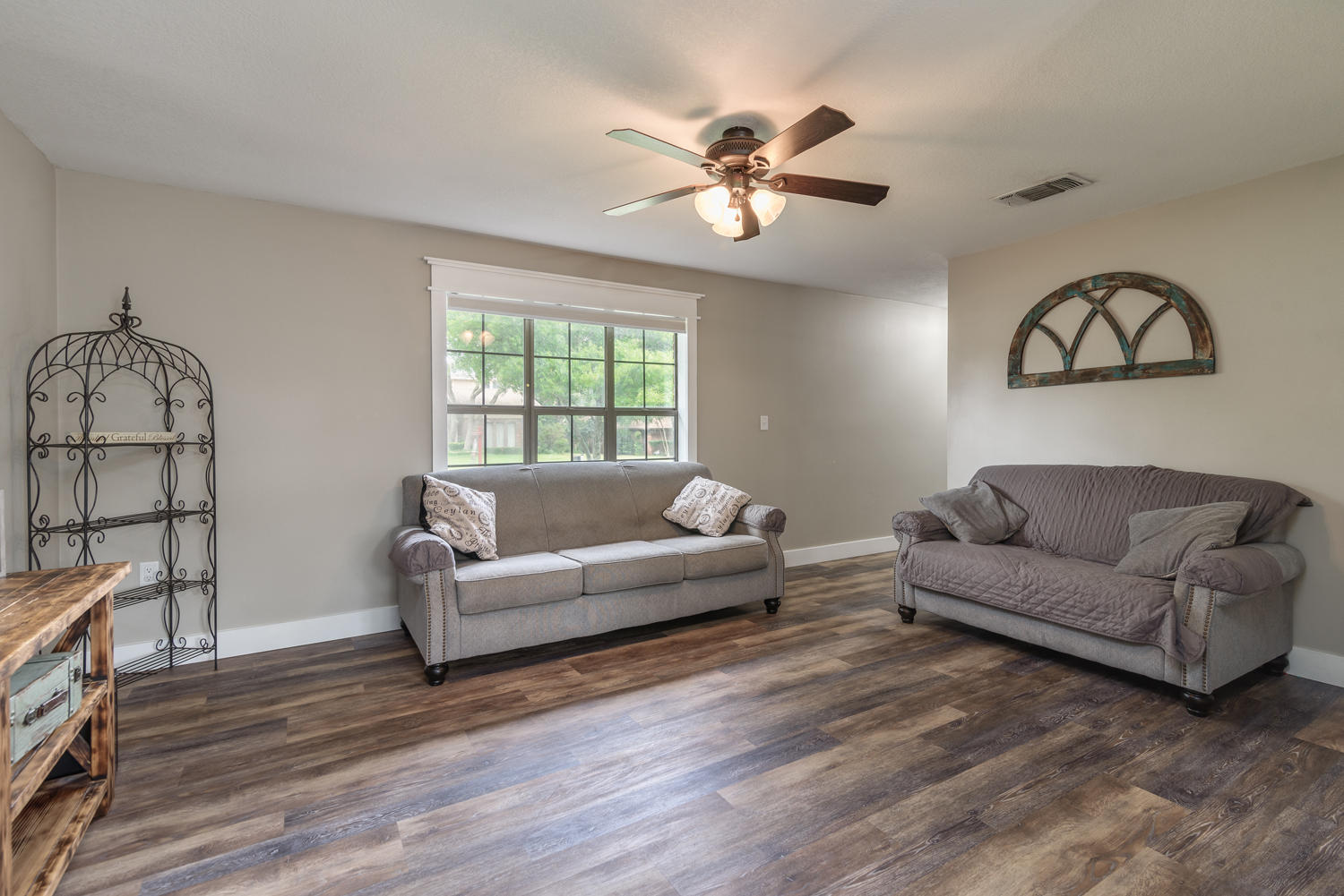 LAKE LORRAINE ESTATES 3 - Residential