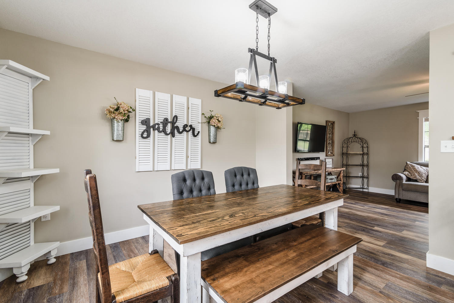 LAKE LORRAINE ESTATES 3 - Residential