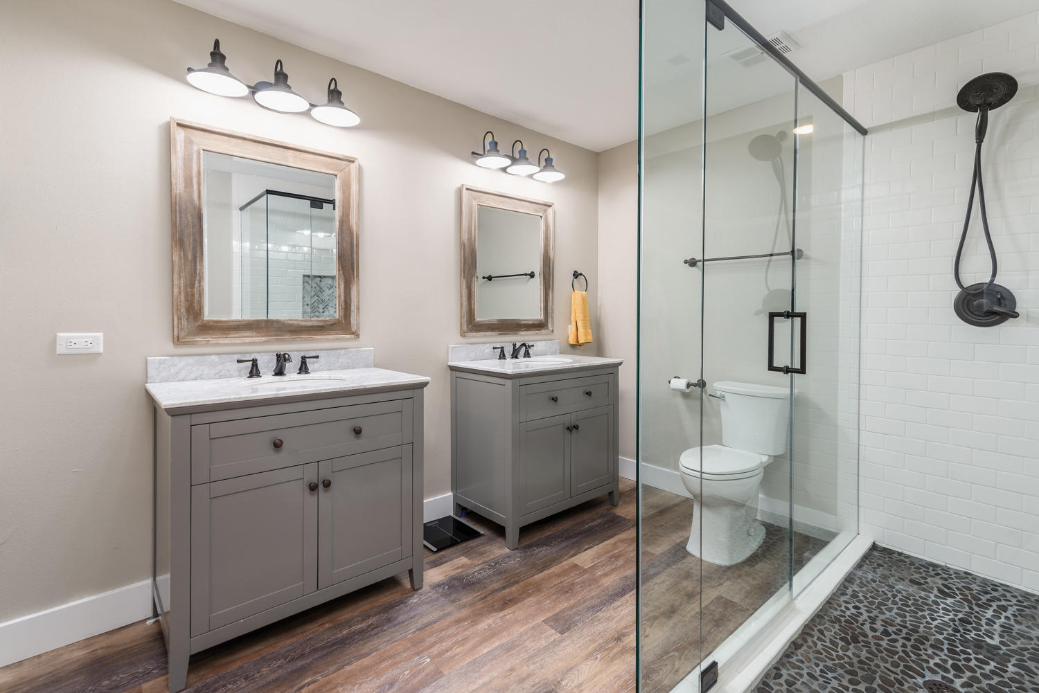 LAKE LORRAINE ESTATES 3 - Residential