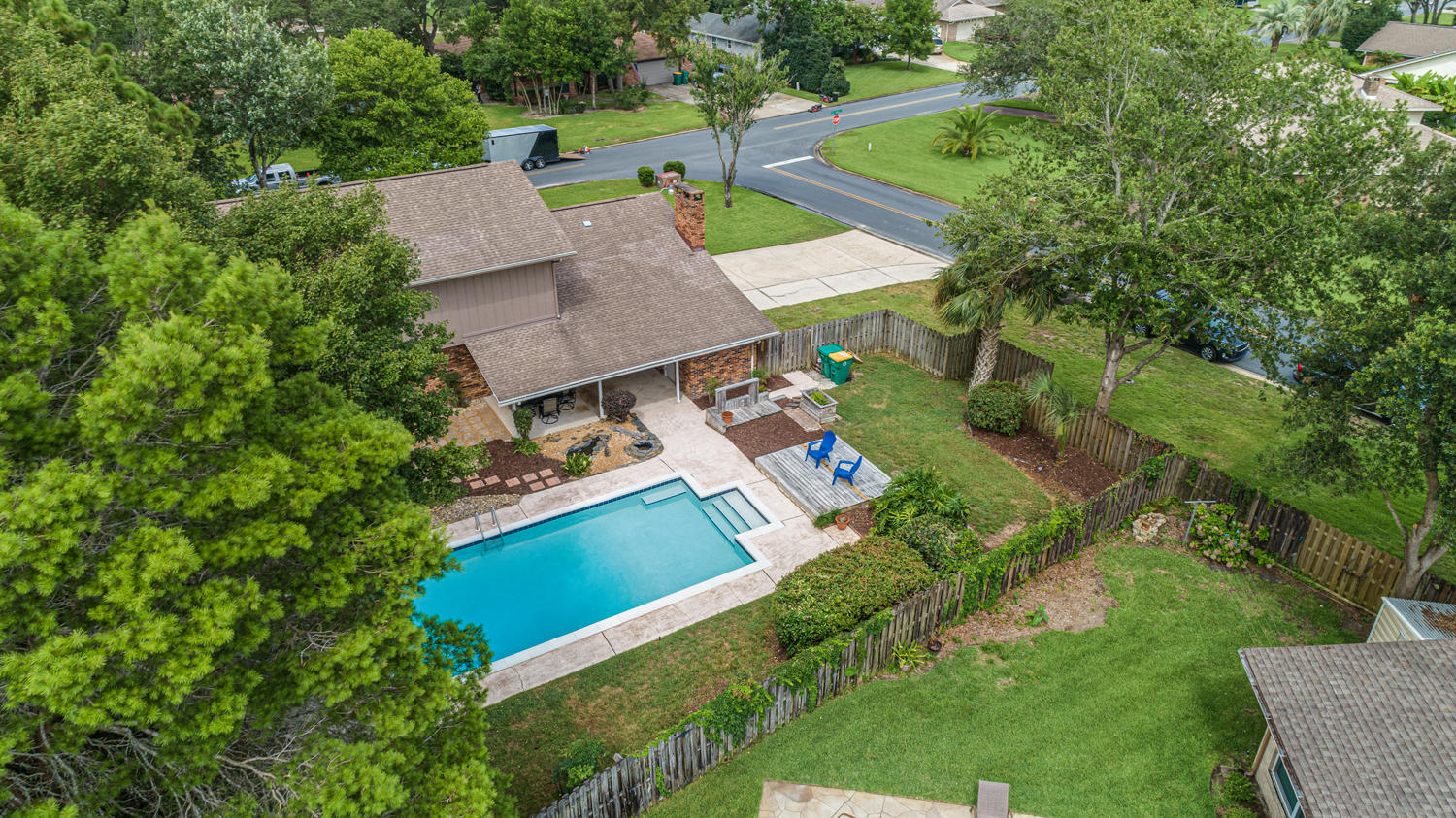 LAKE LORRAINE ESTATES 3 - Residential