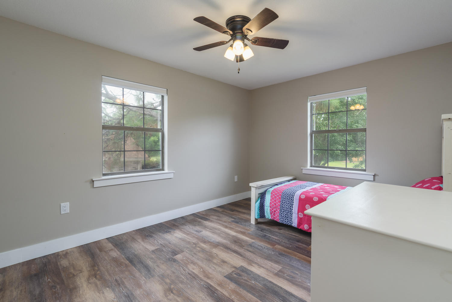 LAKE LORRAINE ESTATES 3 - Residential