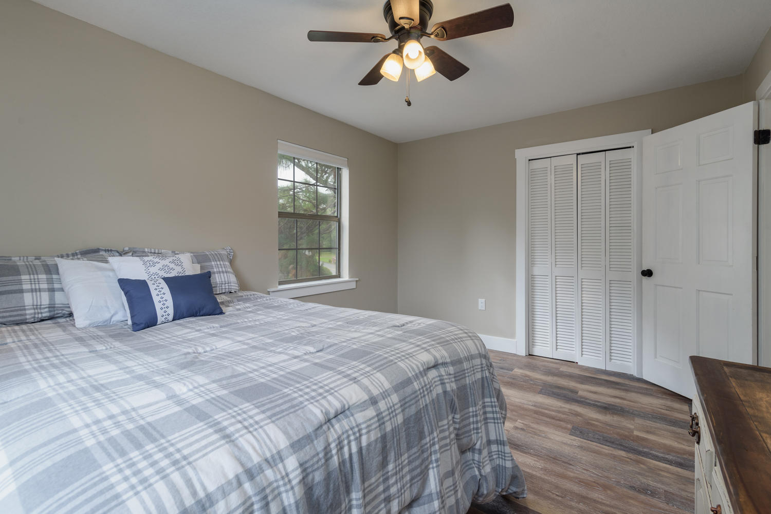 LAKE LORRAINE ESTATES 3 - Residential