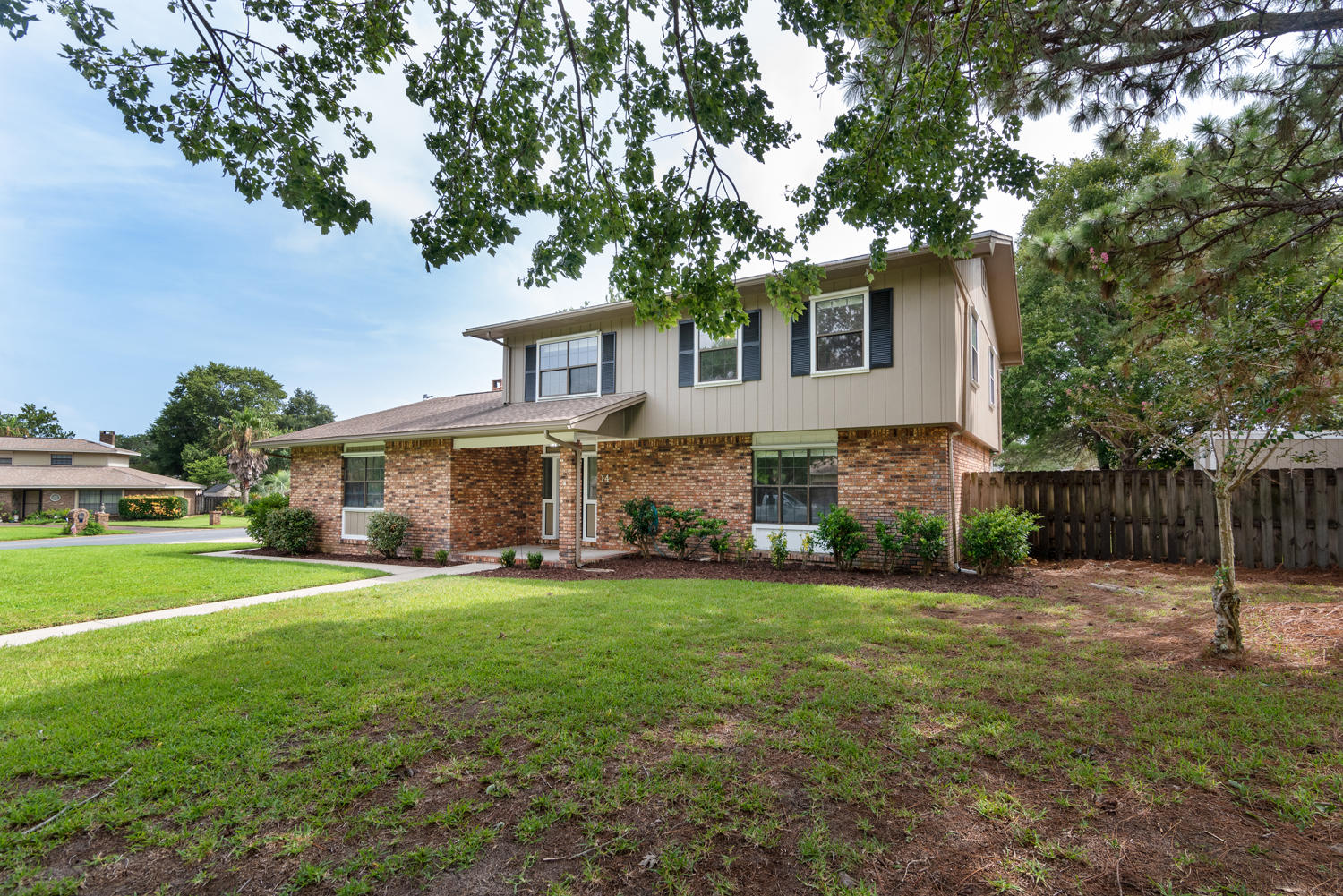 LAKE LORRAINE ESTATES 3 - Residential