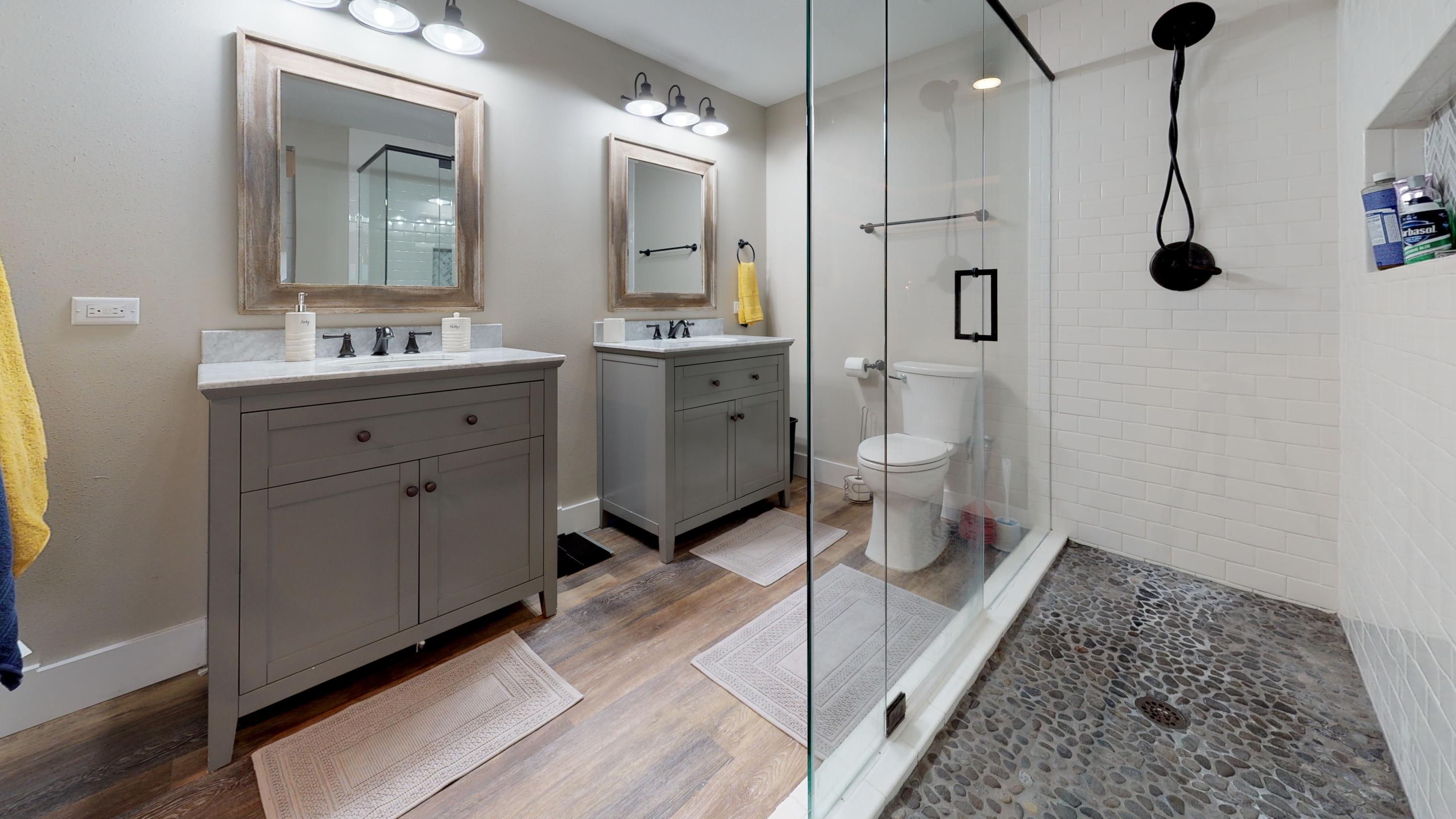 LAKE LORRAINE ESTATES 3 - Residential