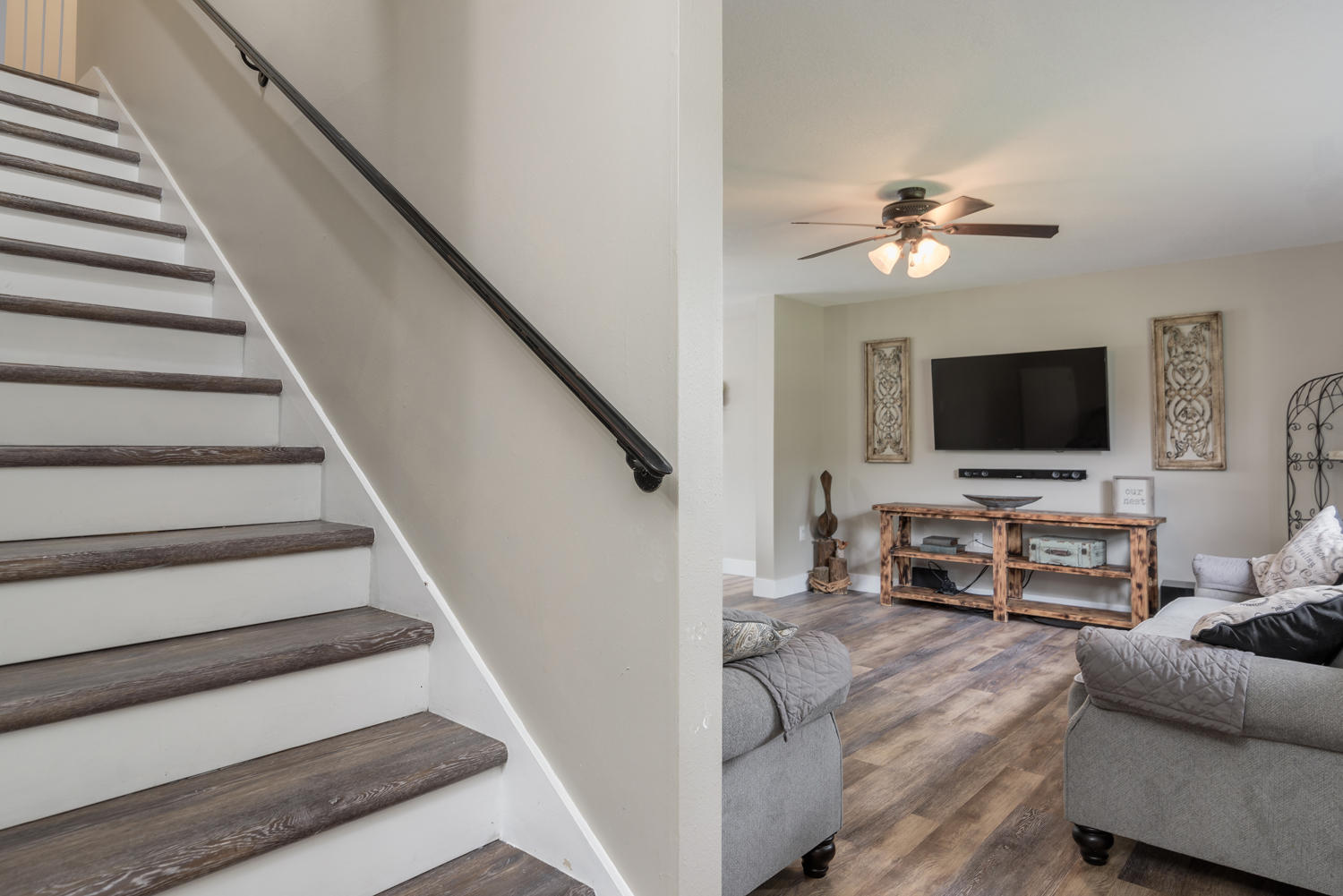 LAKE LORRAINE ESTATES 3 - Residential