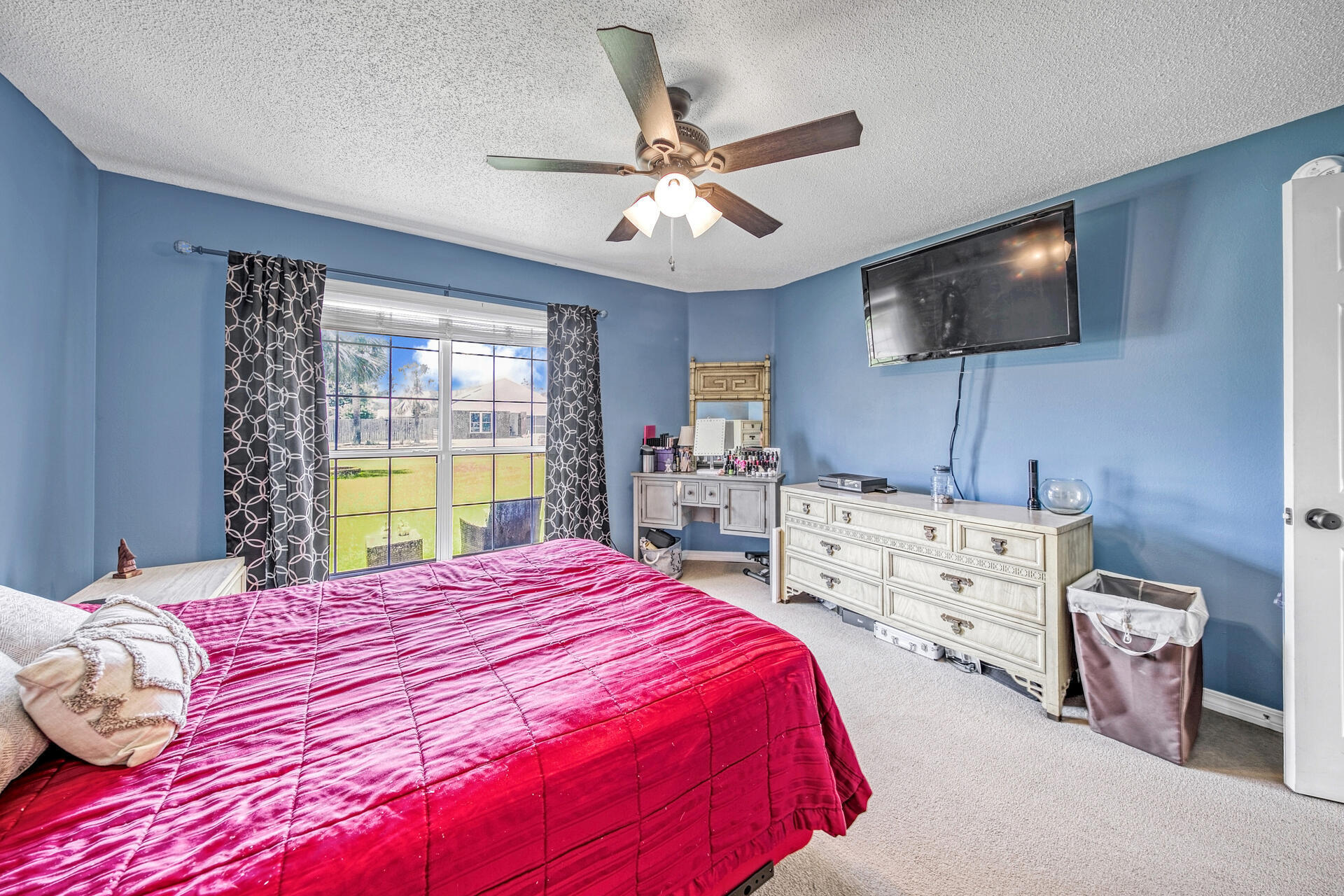 ASHBERRY WOODS - Residential