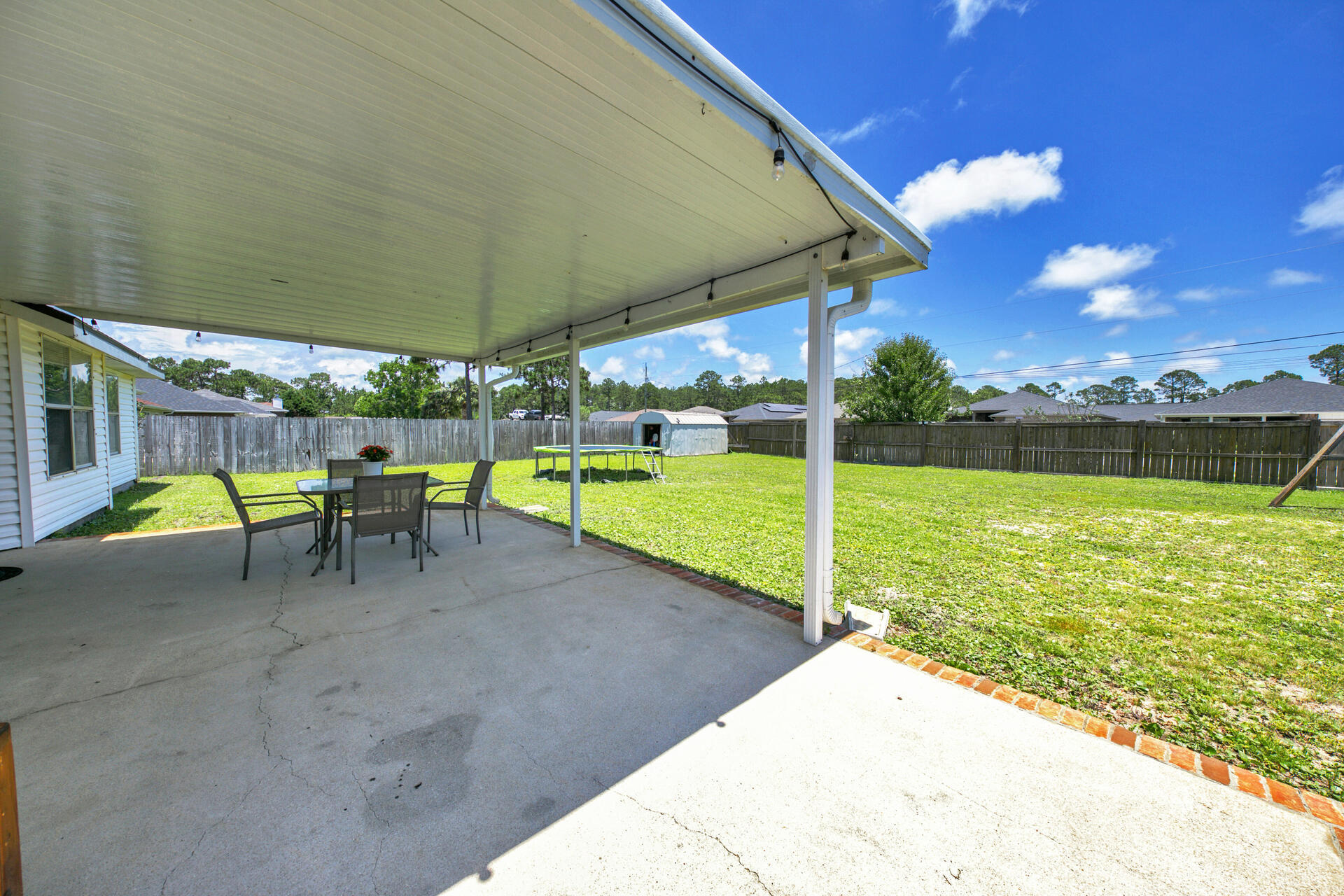 ASHBERRY WOODS - Residential