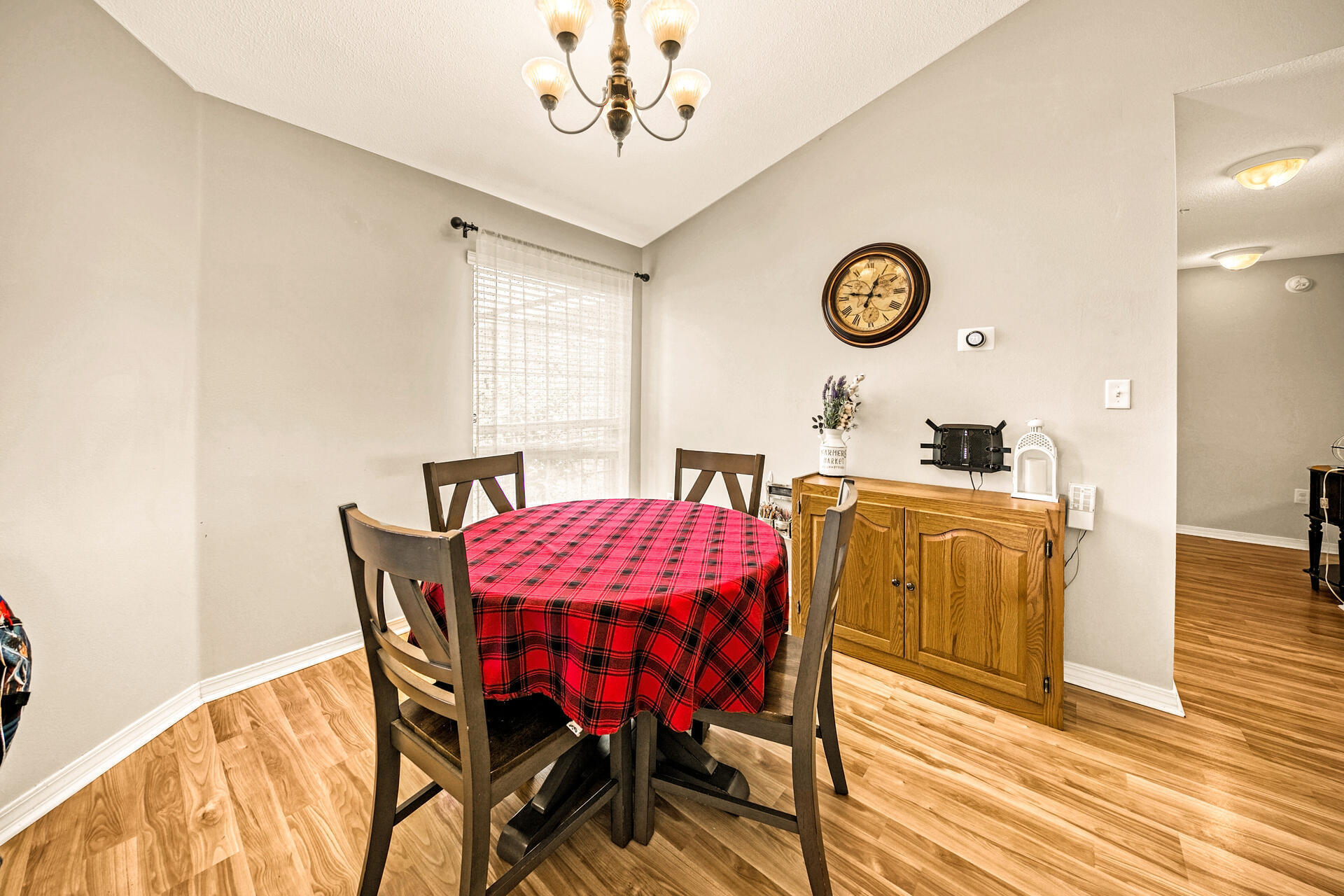 ASHBERRY WOODS - Residential