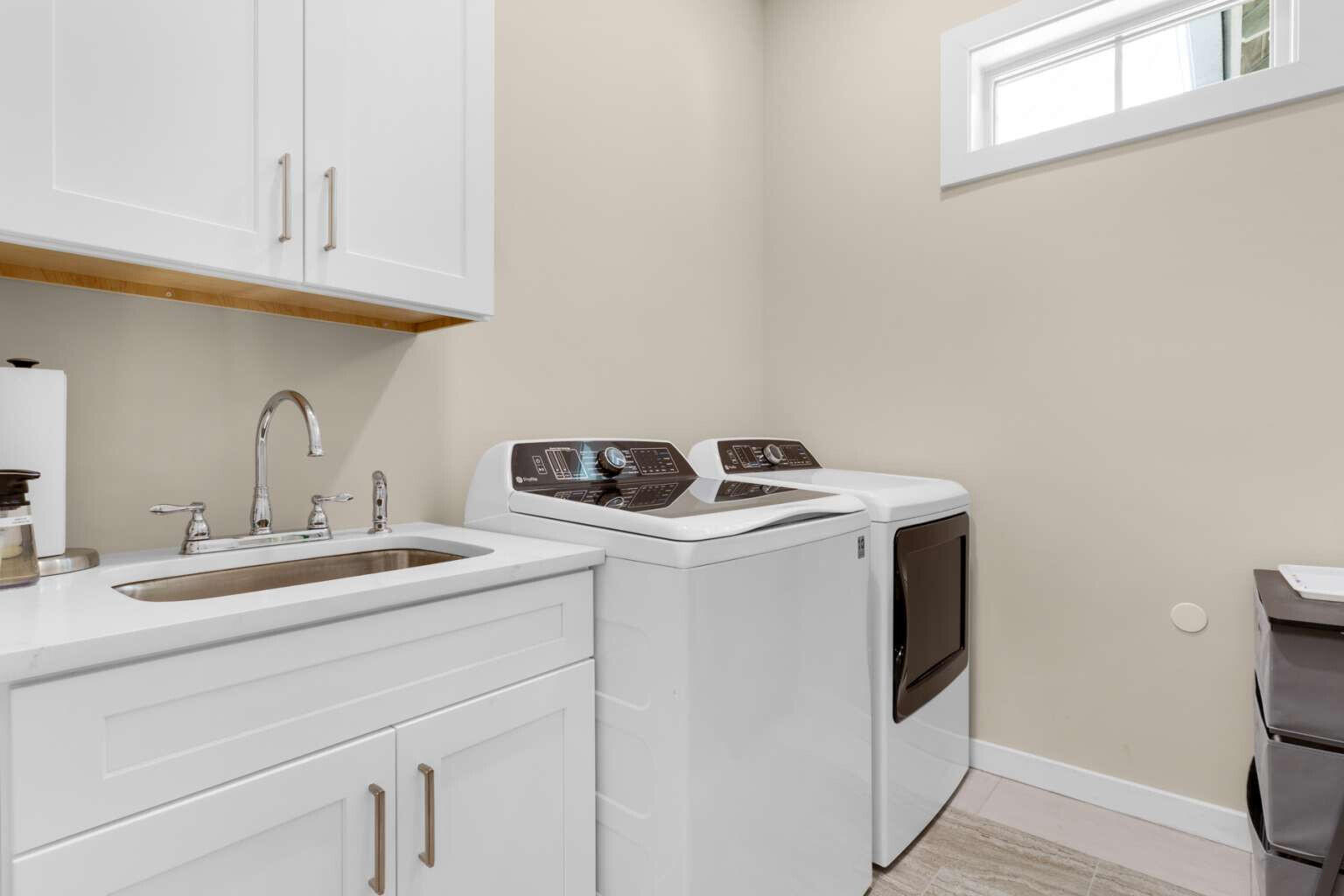 GRAYTON BAYOU - Residential