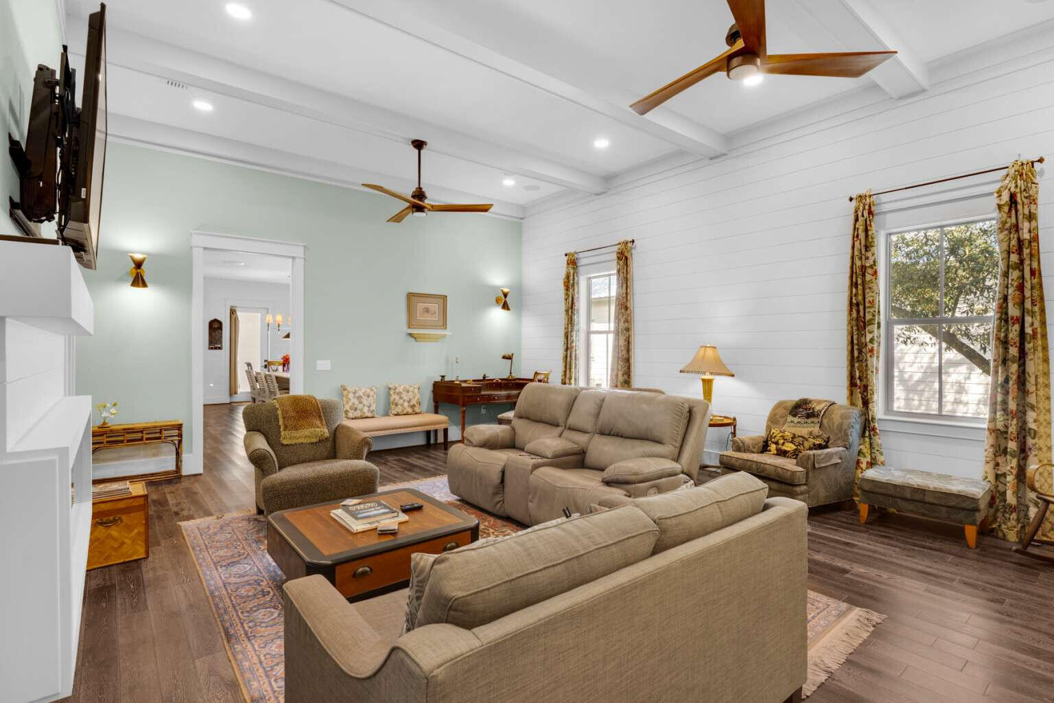 GRAYTON BAYOU - Residential