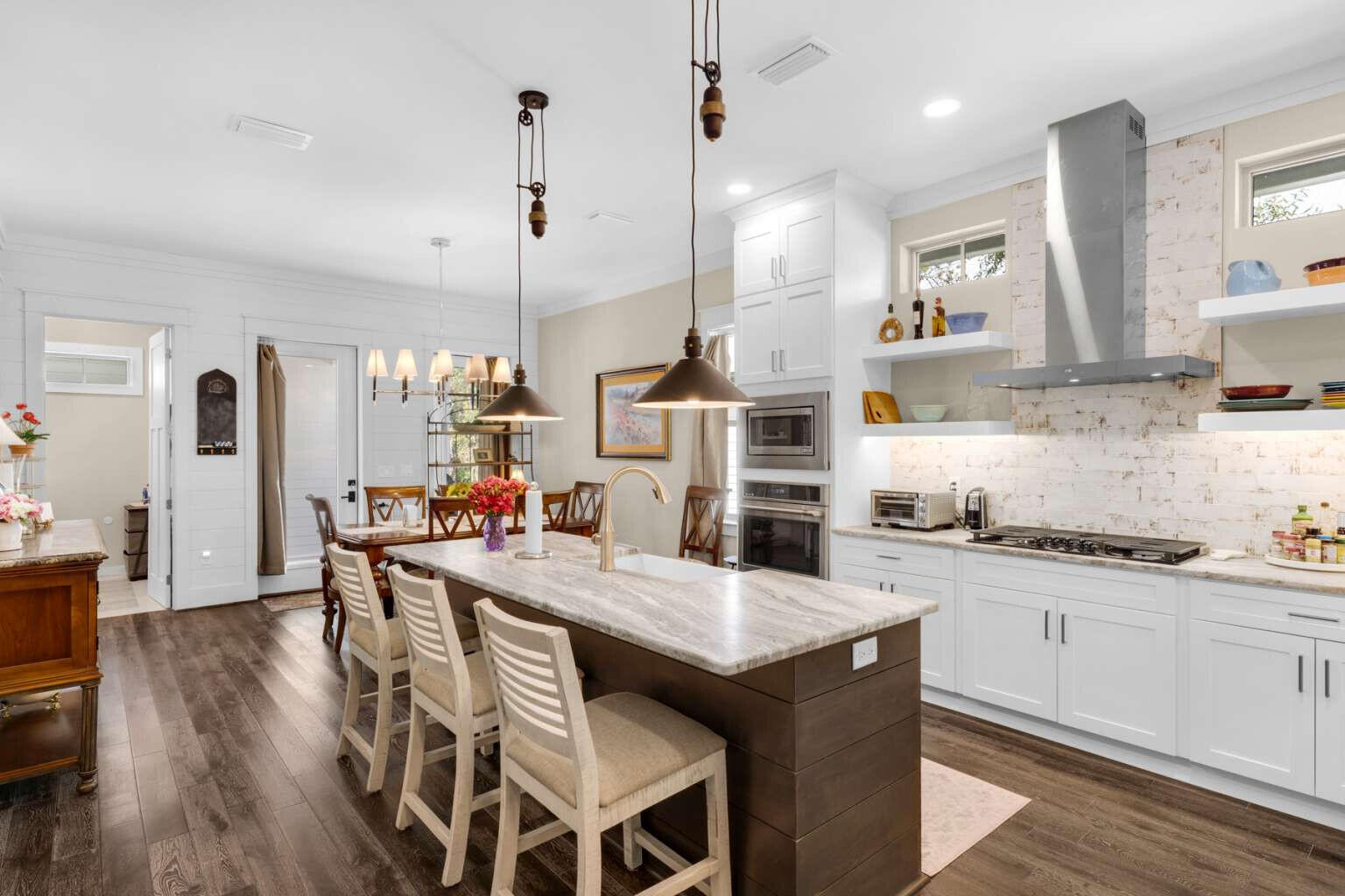 GRAYTON BAYOU - Residential