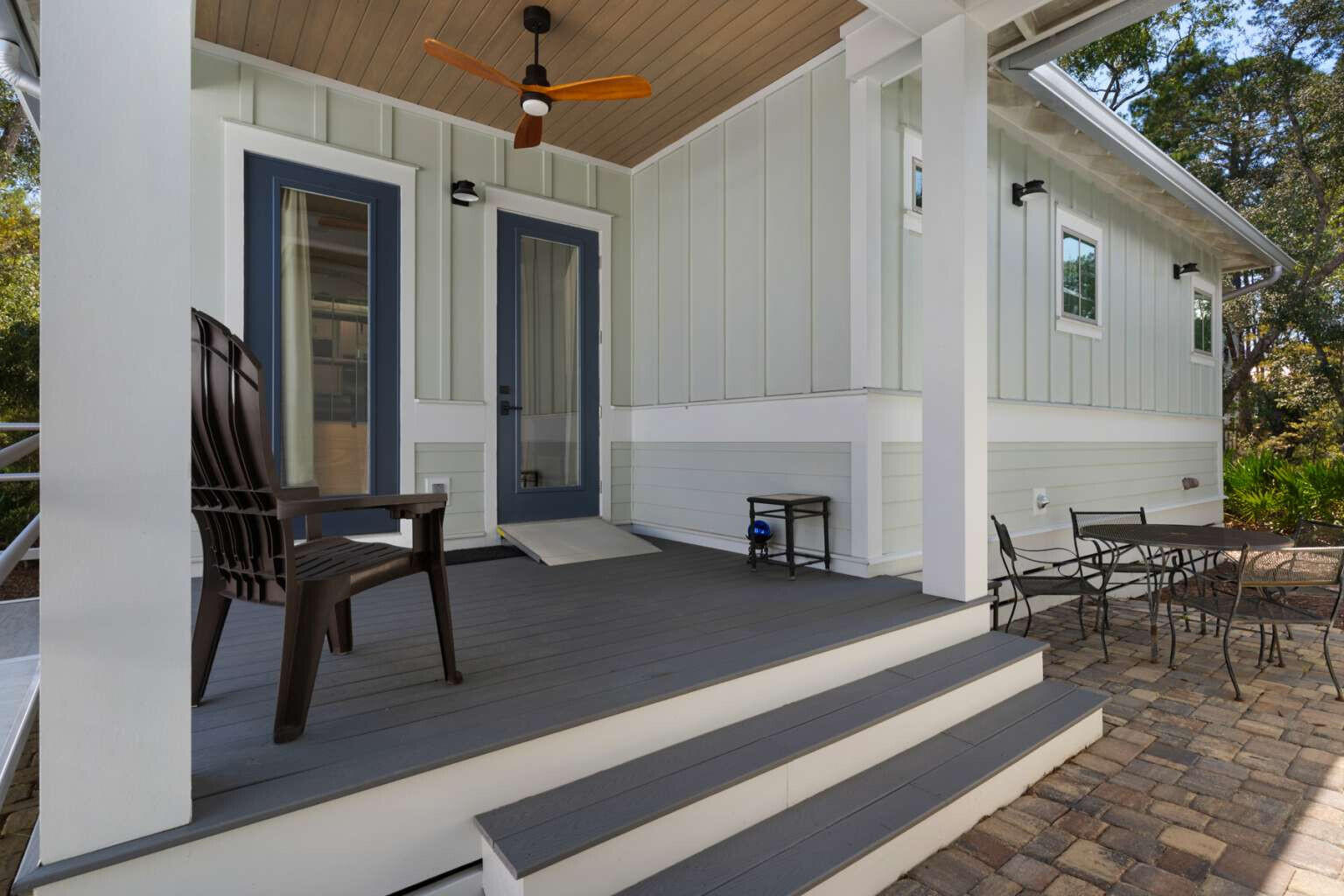 GRAYTON BAYOU - Residential