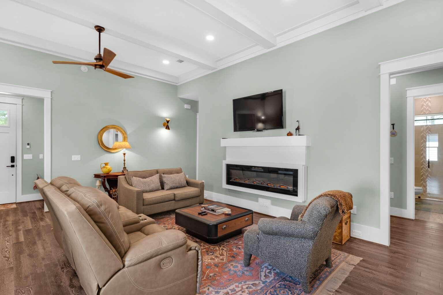 GRAYTON BAYOU - Residential