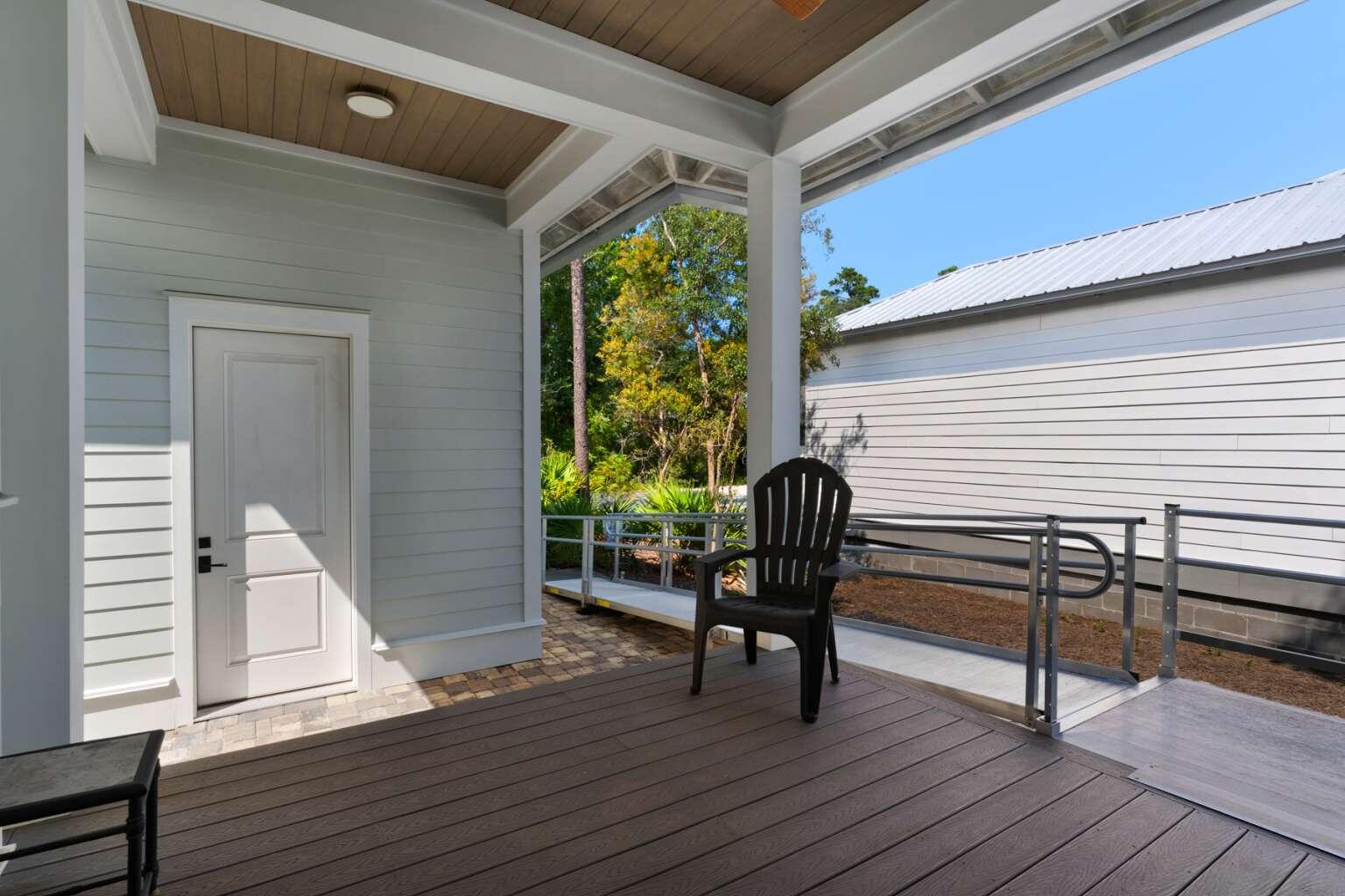 GRAYTON BAYOU - Residential