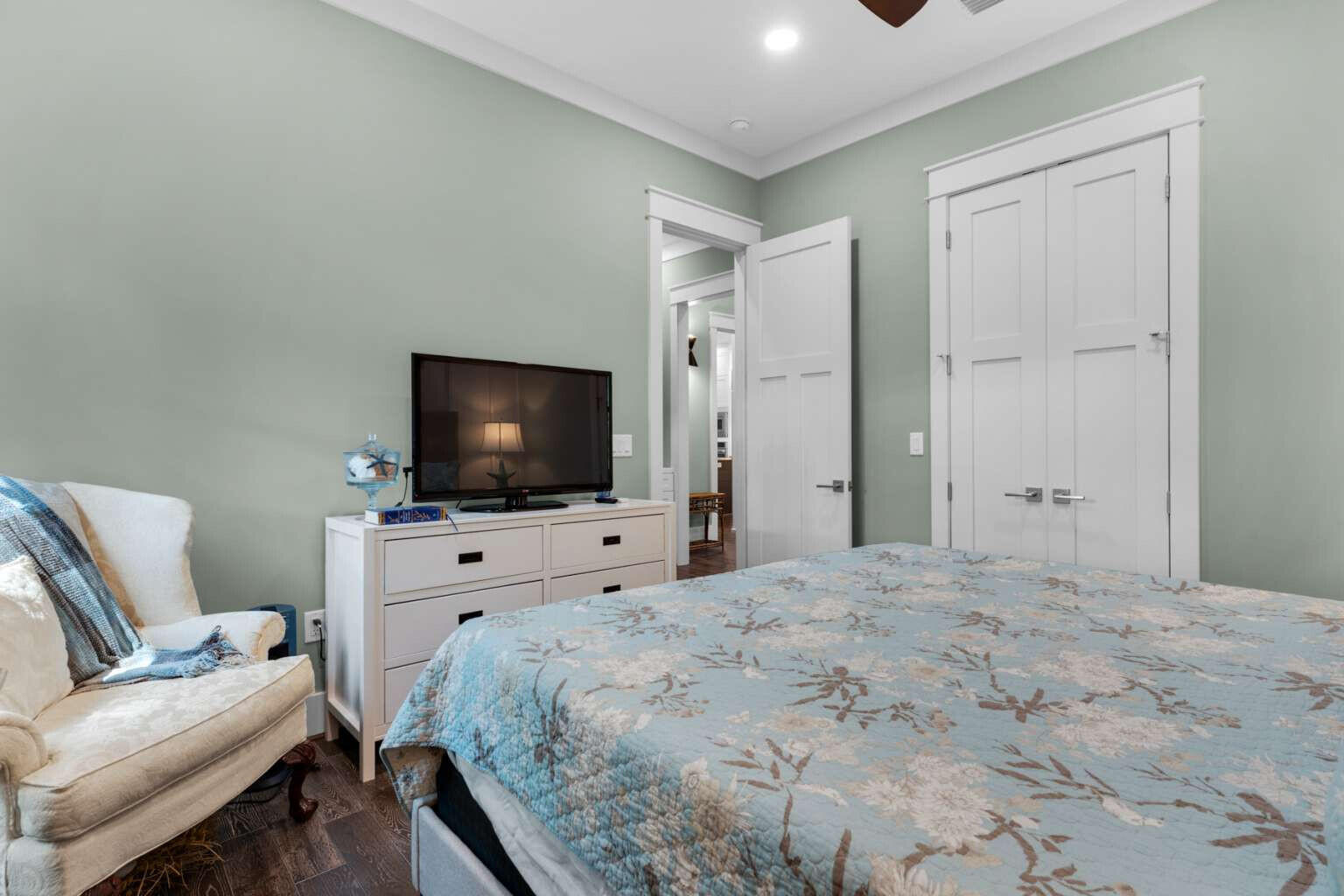 GRAYTON BAYOU - Residential