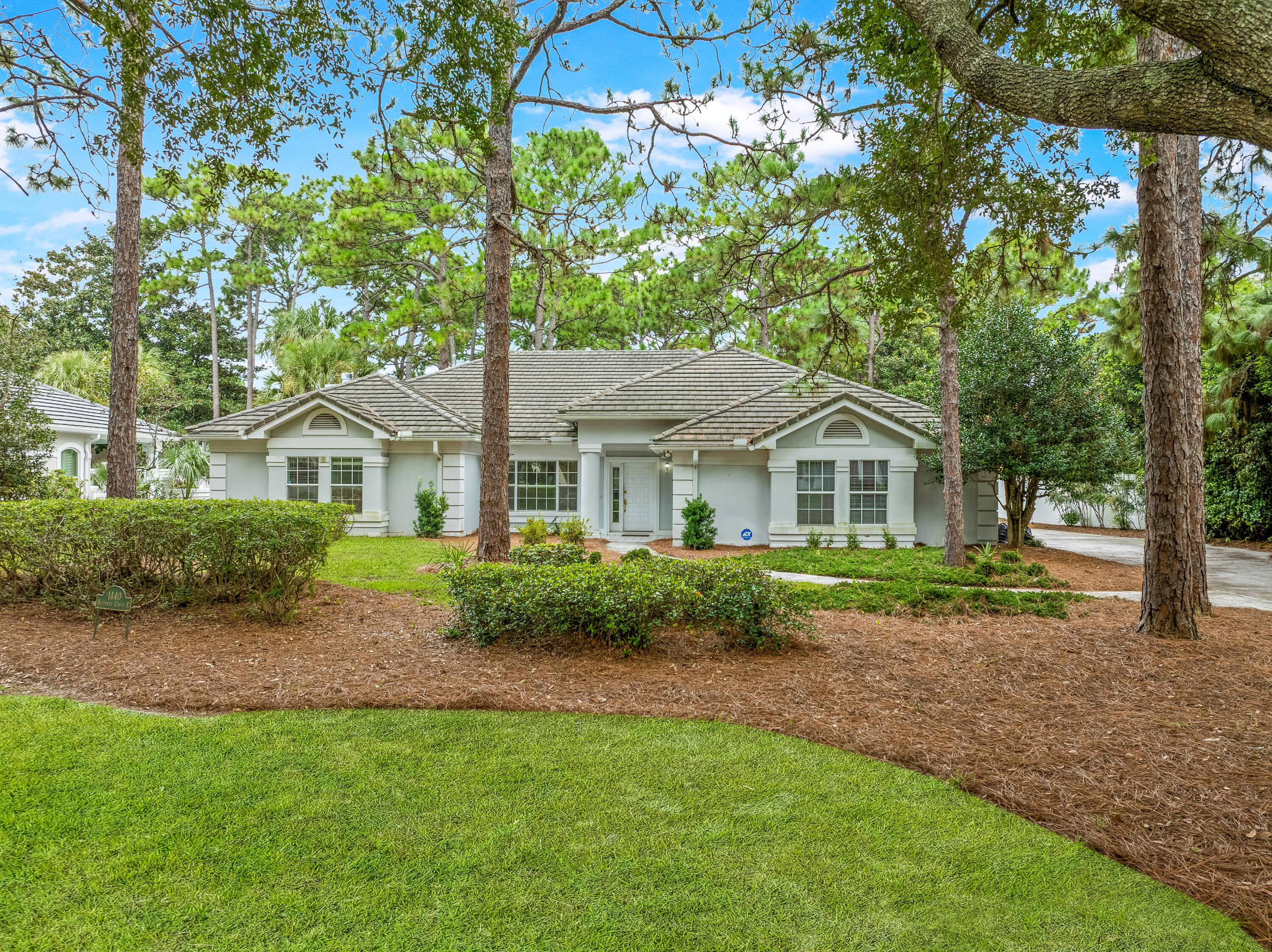 BAYTOWNE AVENUE - Residential