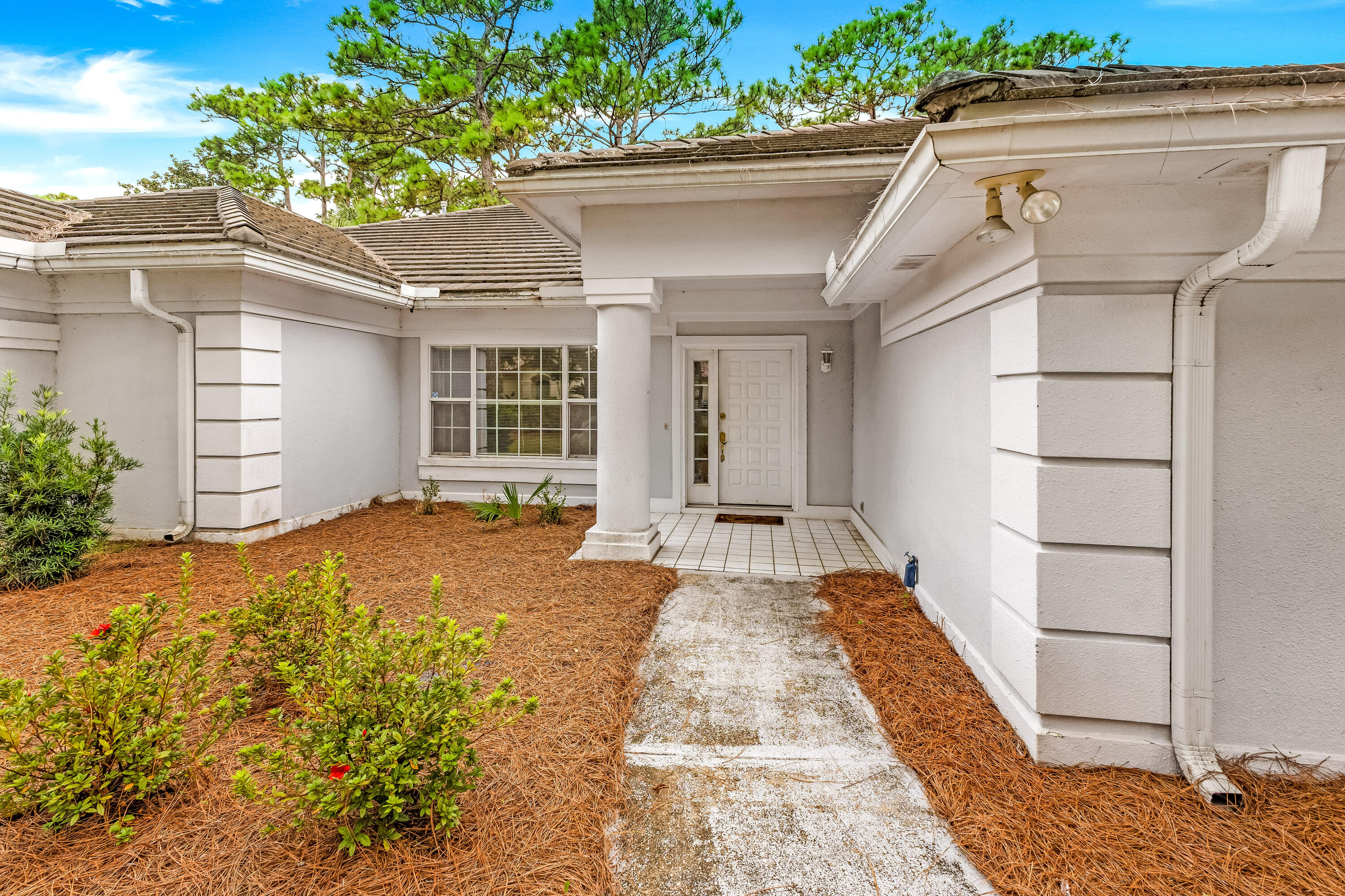 BAYTOWNE AVENUE - Residential