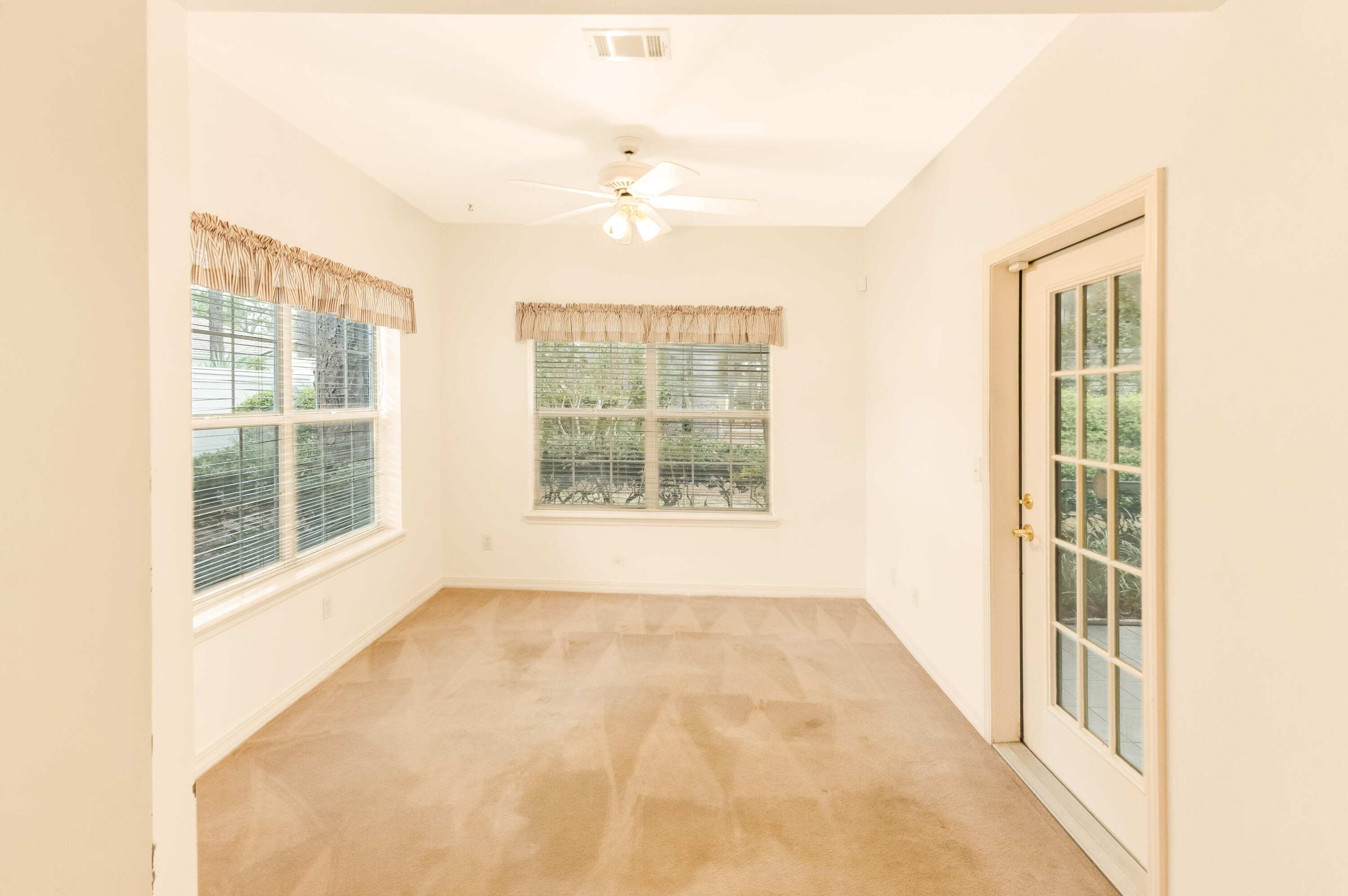BAYTOWNE AVENUE - Residential