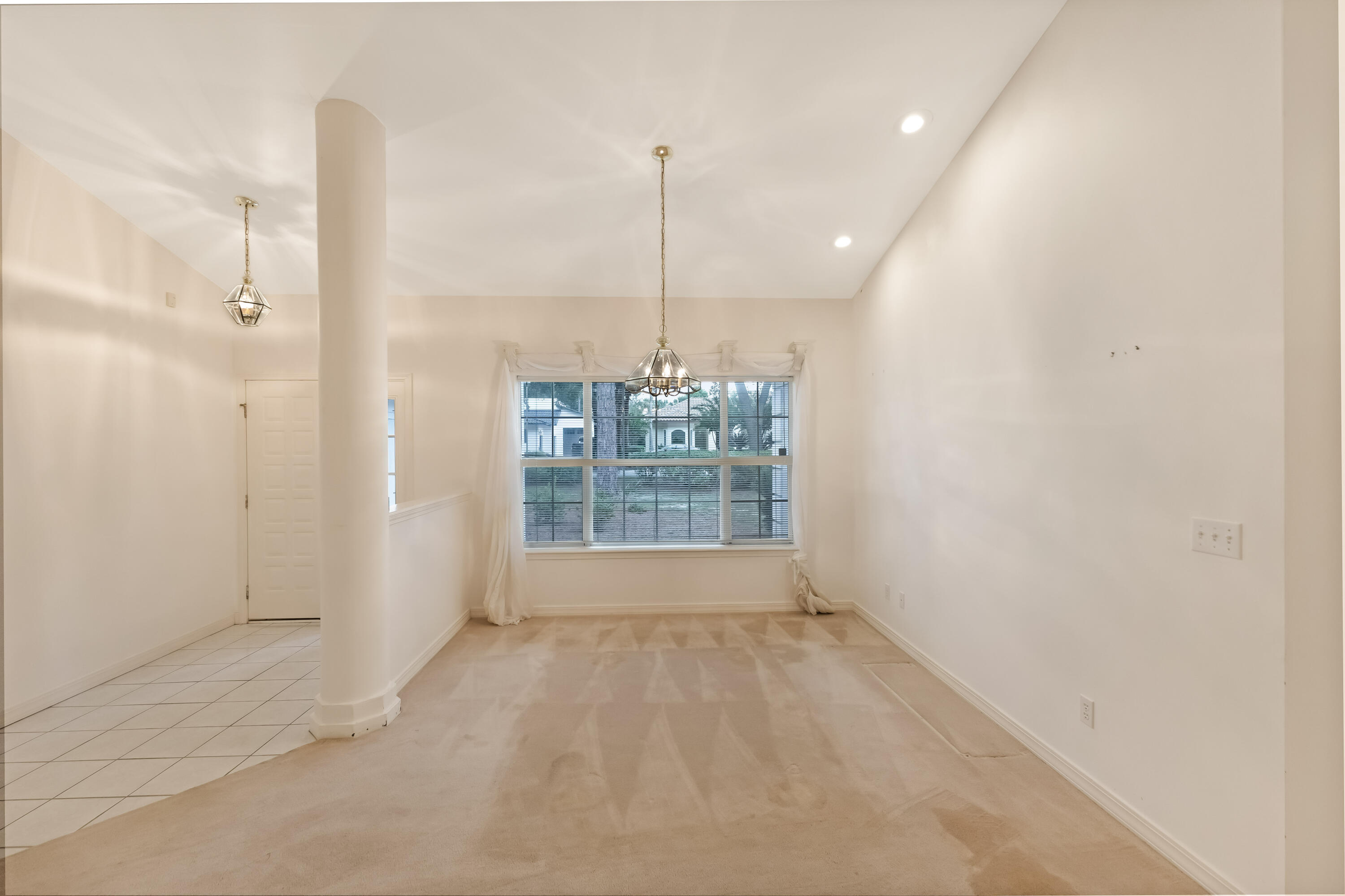 BAYTOWNE AVENUE - Residential