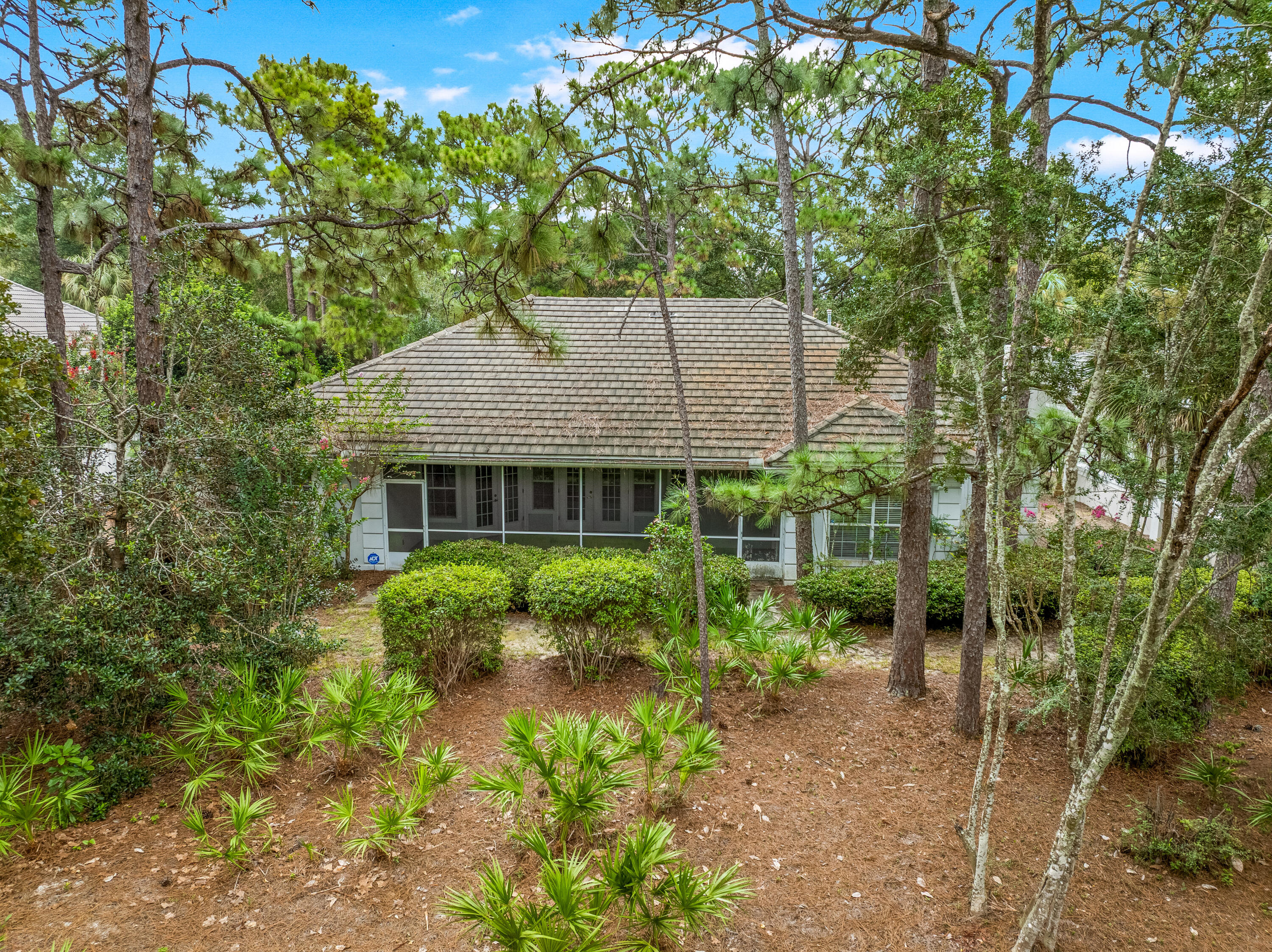 BAYTOWNE AVENUE - Residential