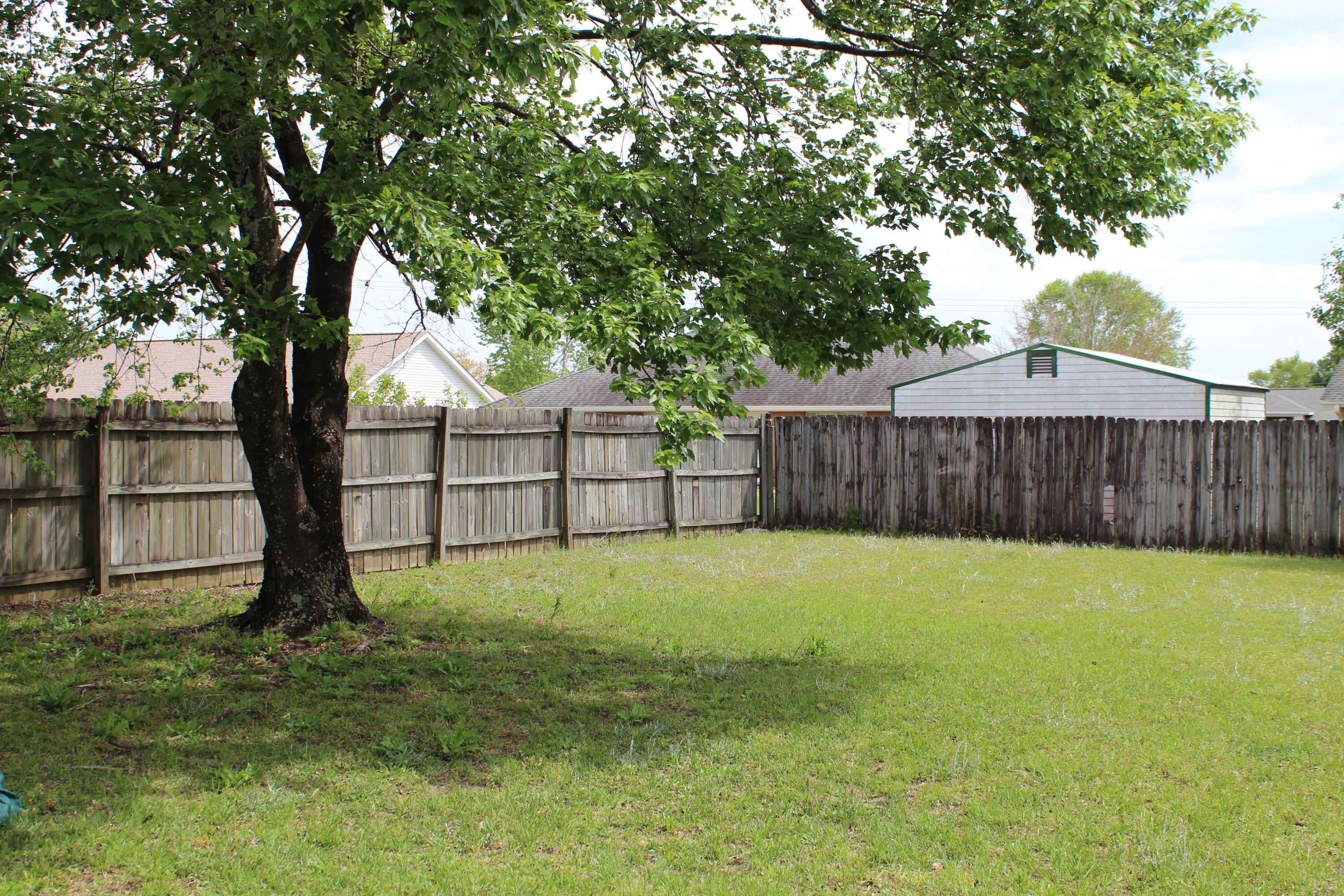 CHEROKEE BEND S/D PH 2 - Residential