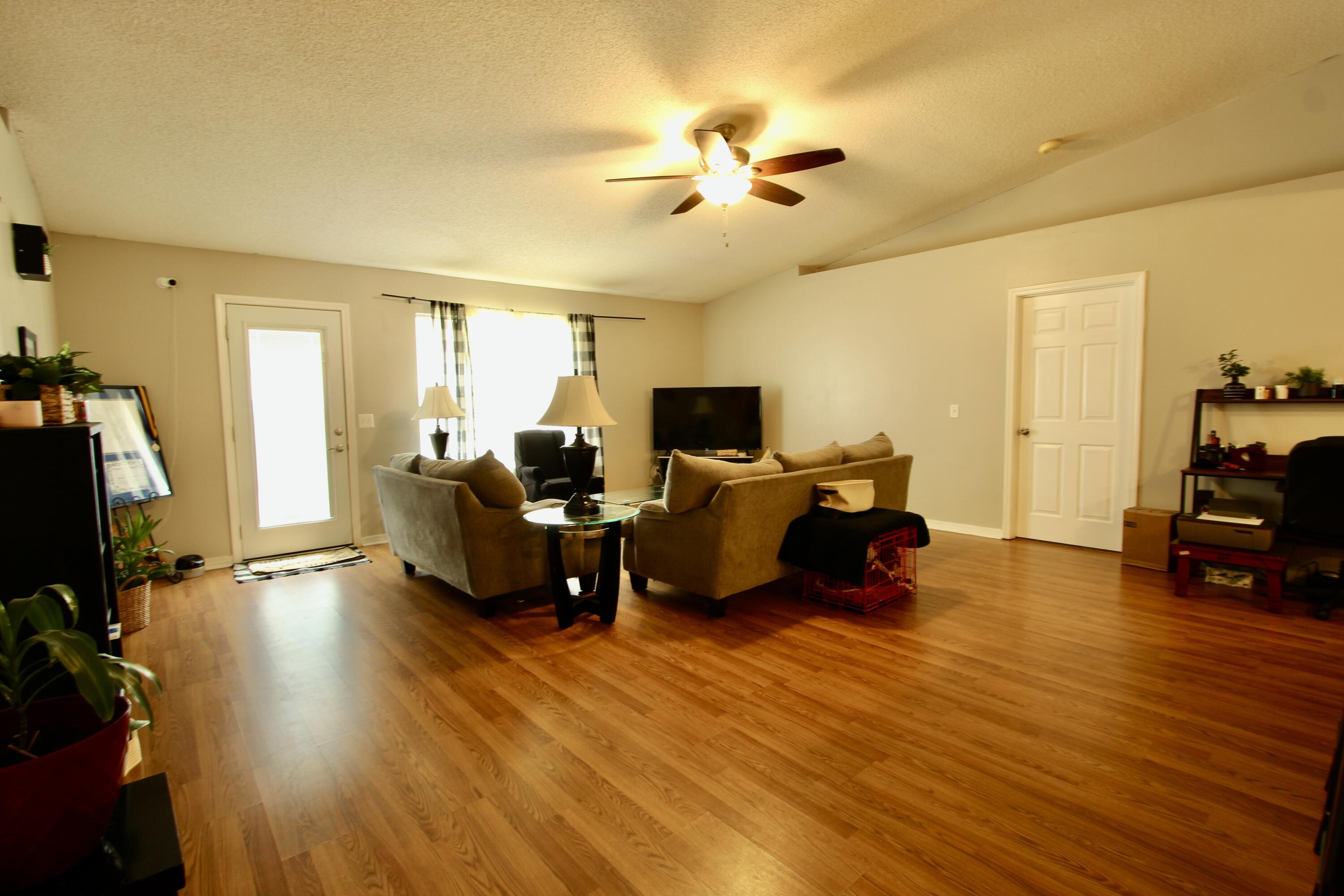 CHEROKEE BEND S/D PH 2 - Residential