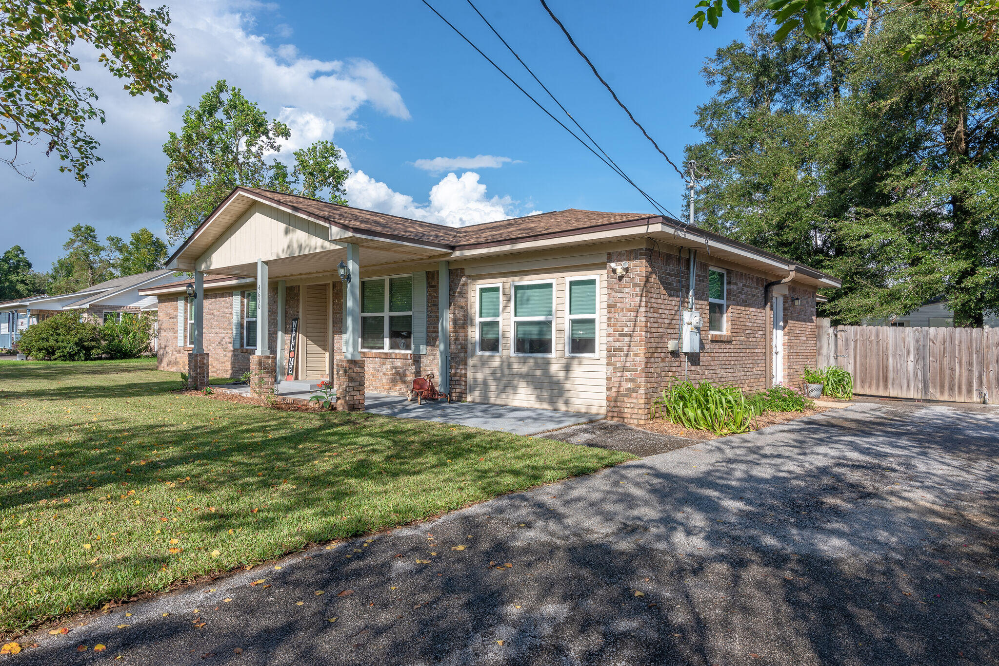 WOODLAND HOMES - Residential