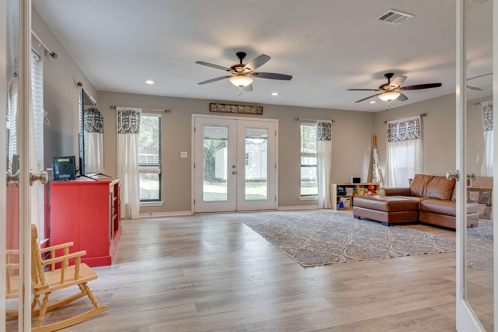 WOODLAND HOMES - Residential