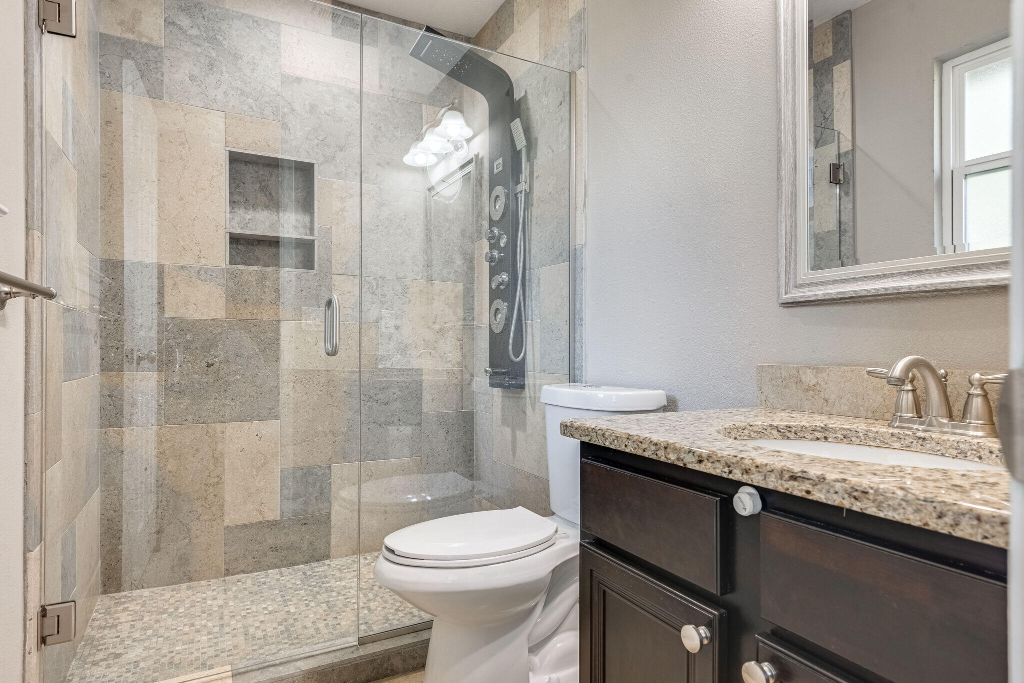 WOODLAND HOMES - Residential