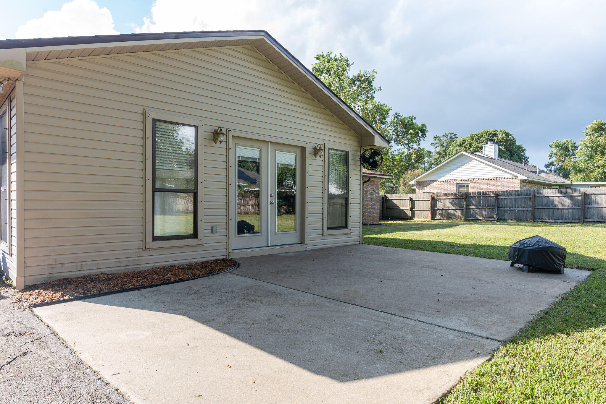 WOODLAND HOMES - Residential