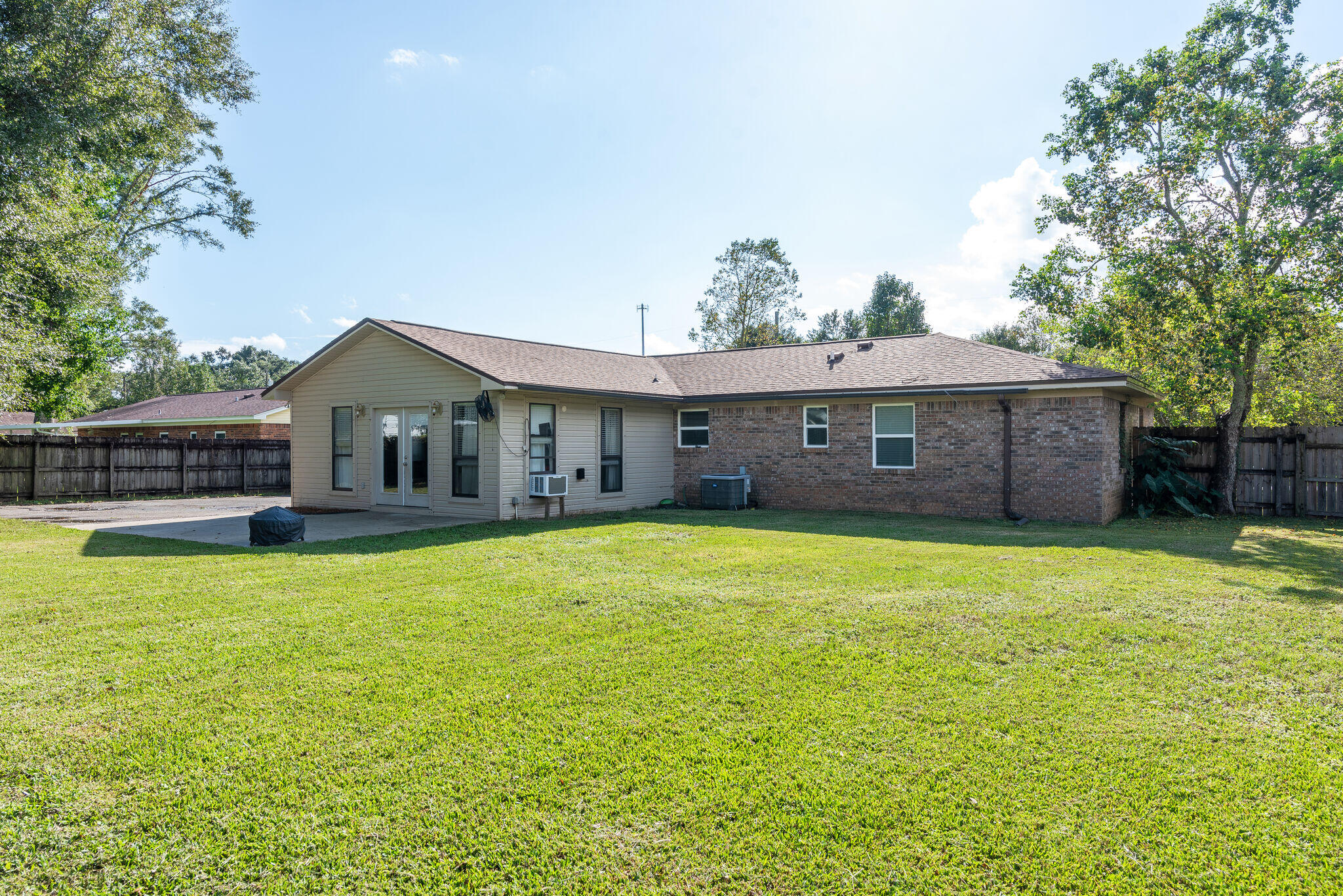 WOODLAND HOMES - Residential