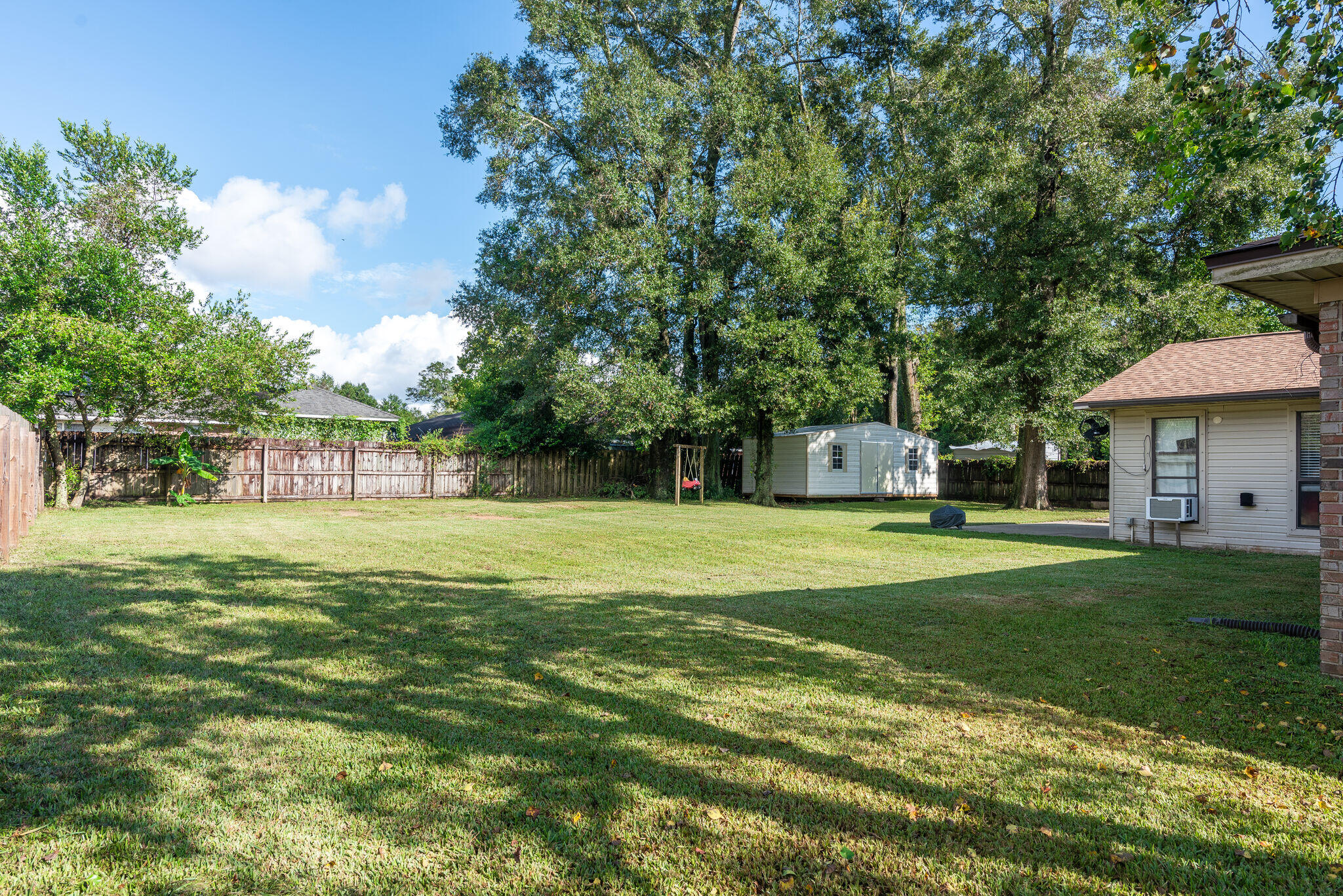 WOODLAND HOMES - Residential