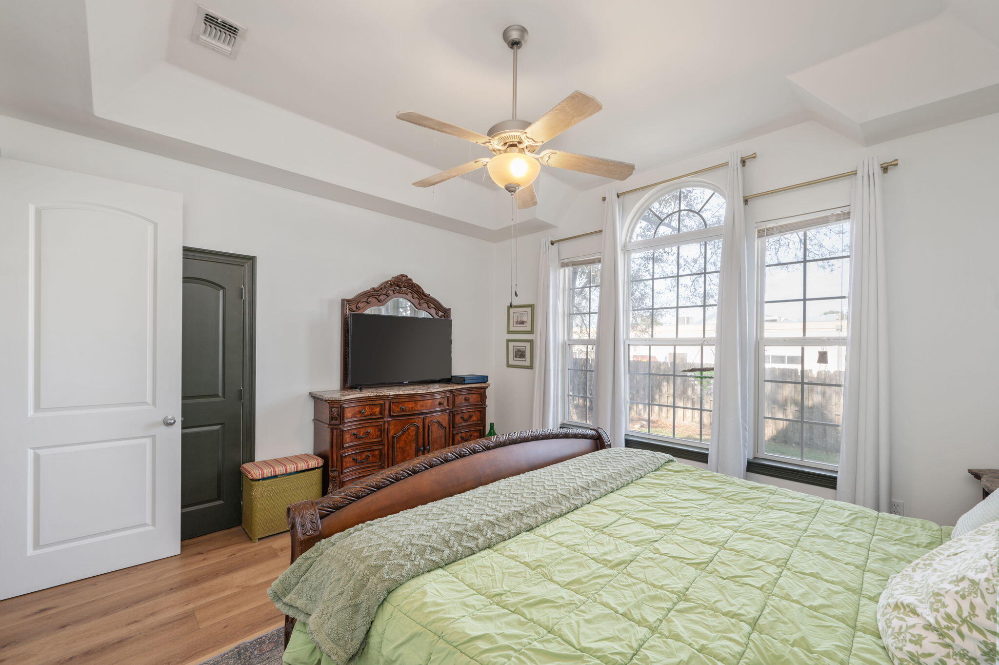 HERITAGE MANOR - Residential