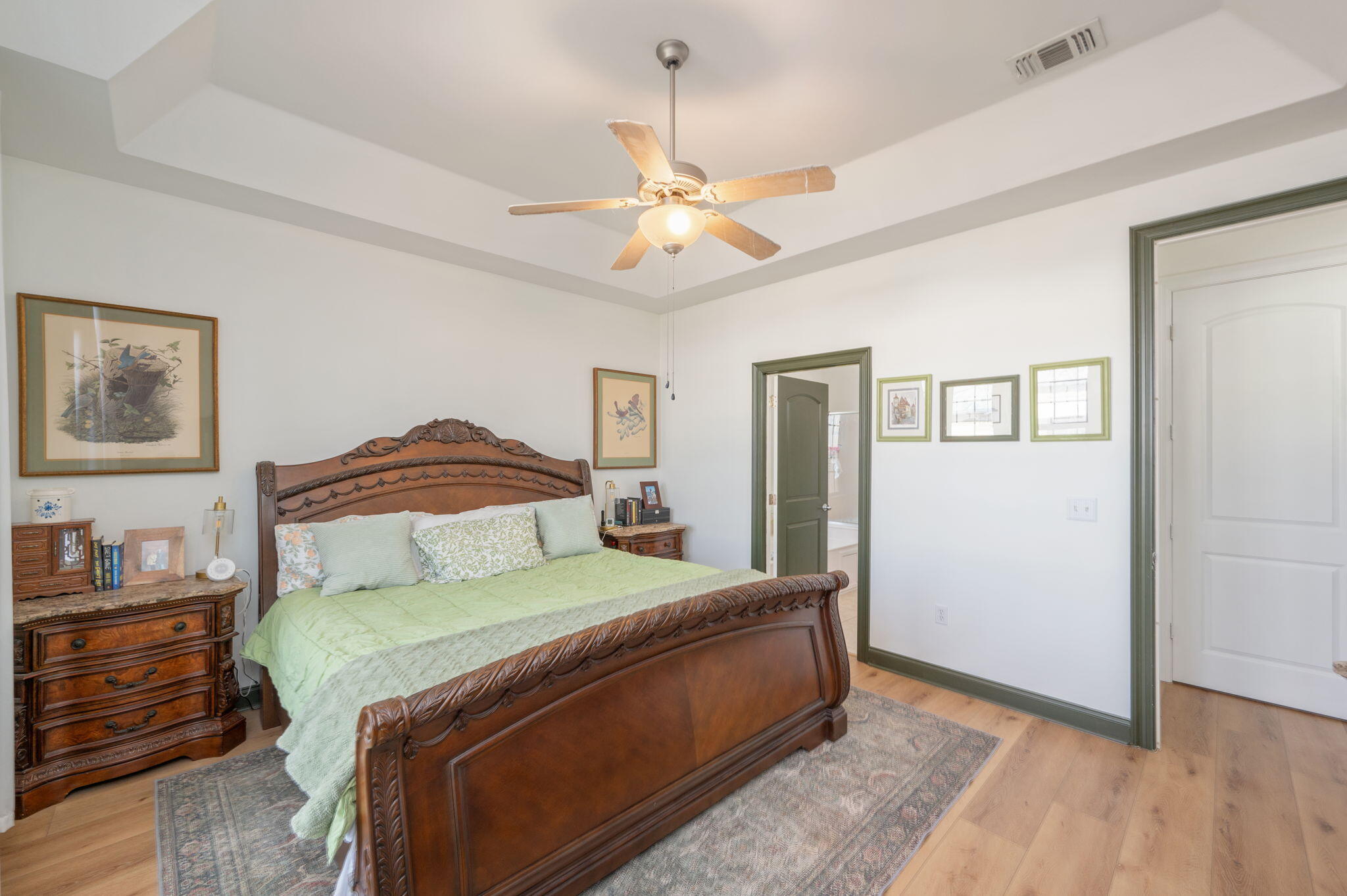 HERITAGE MANOR - Residential