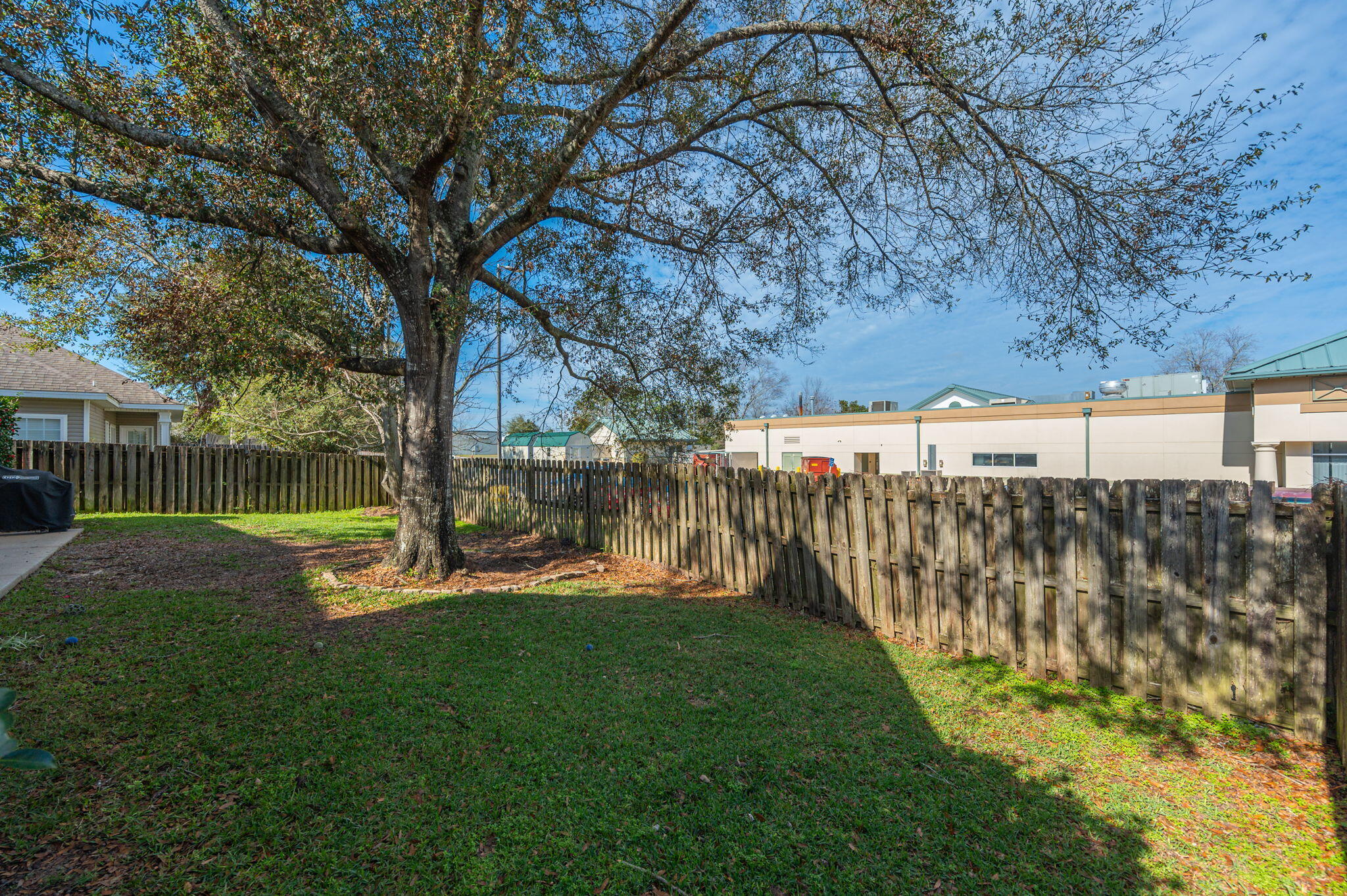 HERITAGE MANOR - Residential