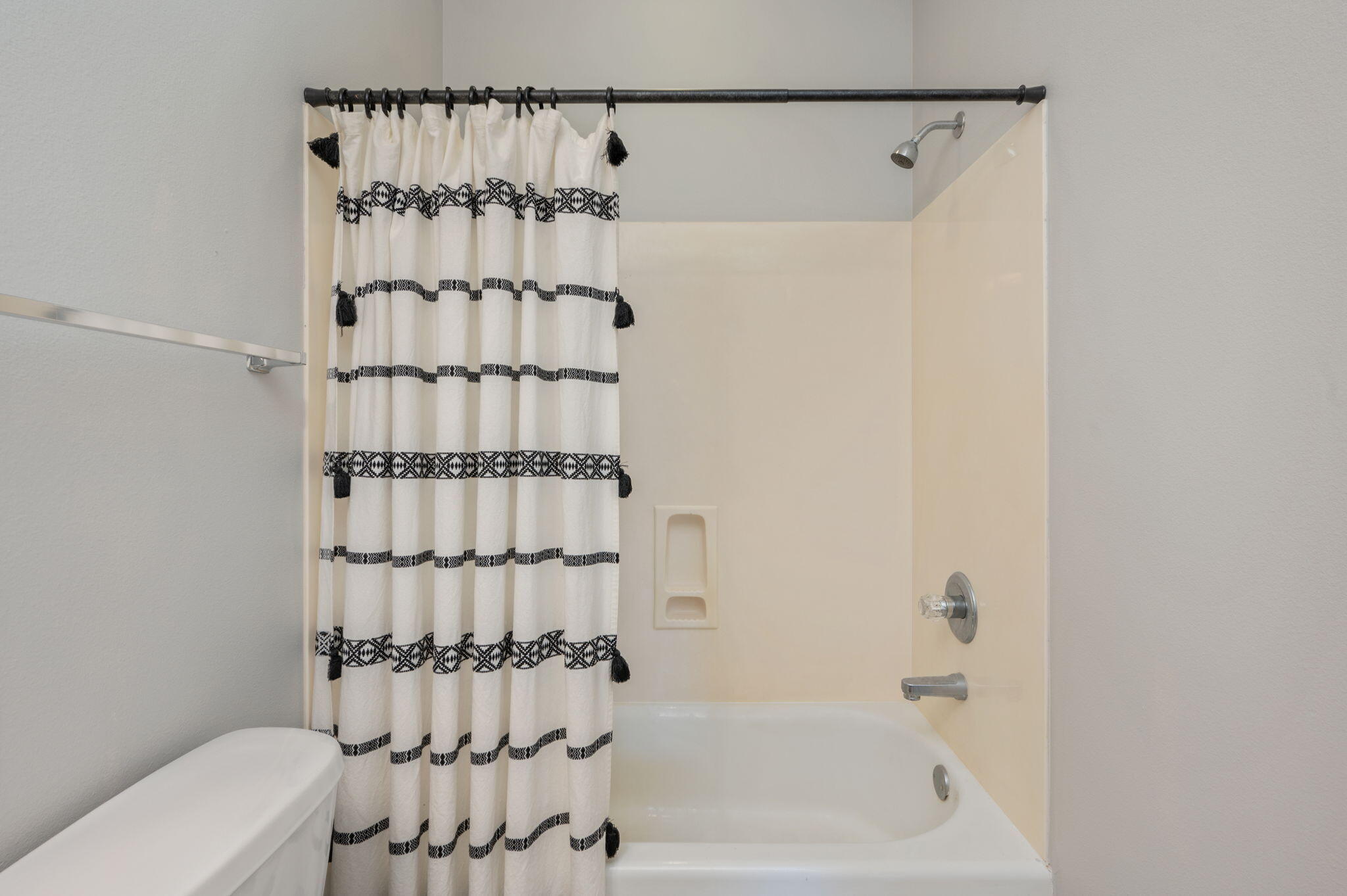 HERITAGE MANOR - Residential