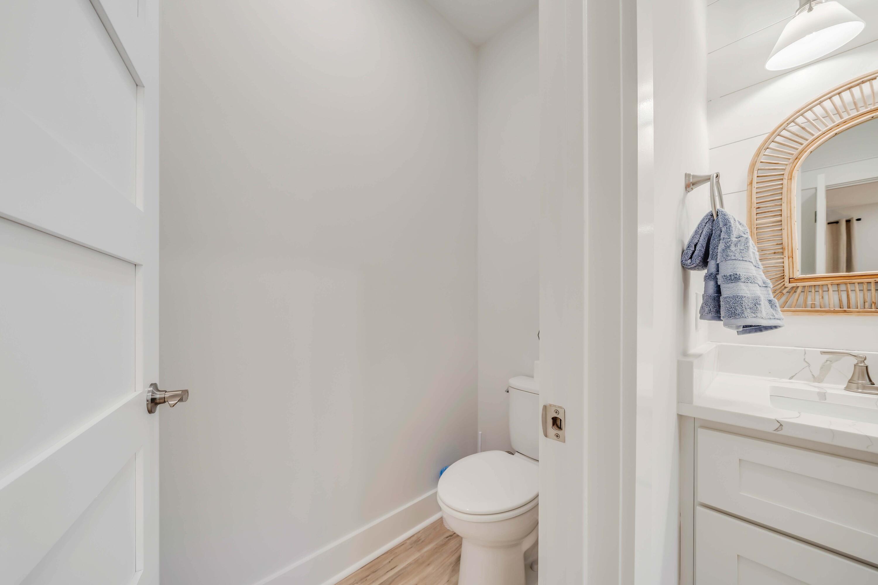 LAGUNA BEACH - Residential