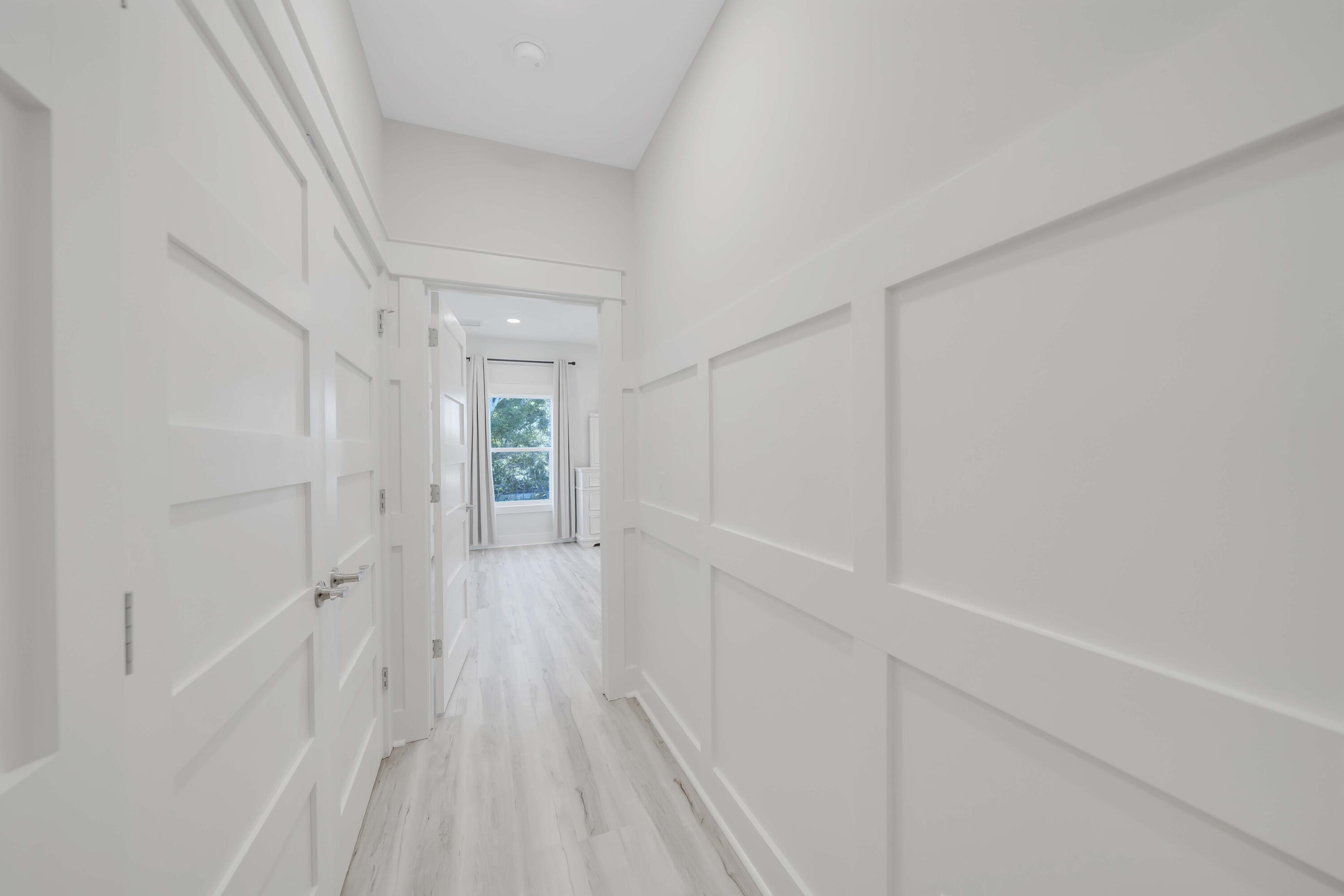 LAGUNA BEACH - Residential