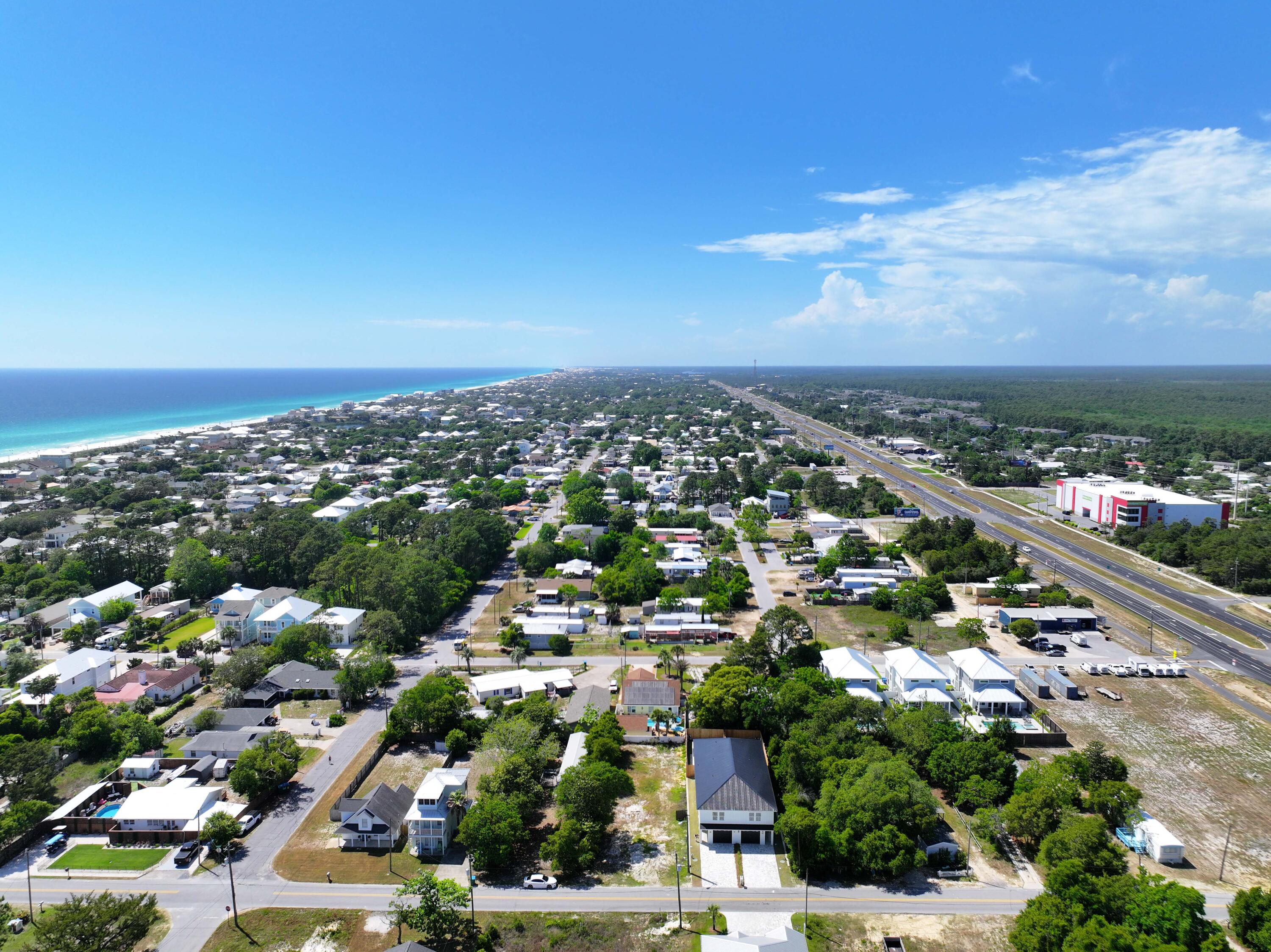 LAGUNA BEACH - Residential