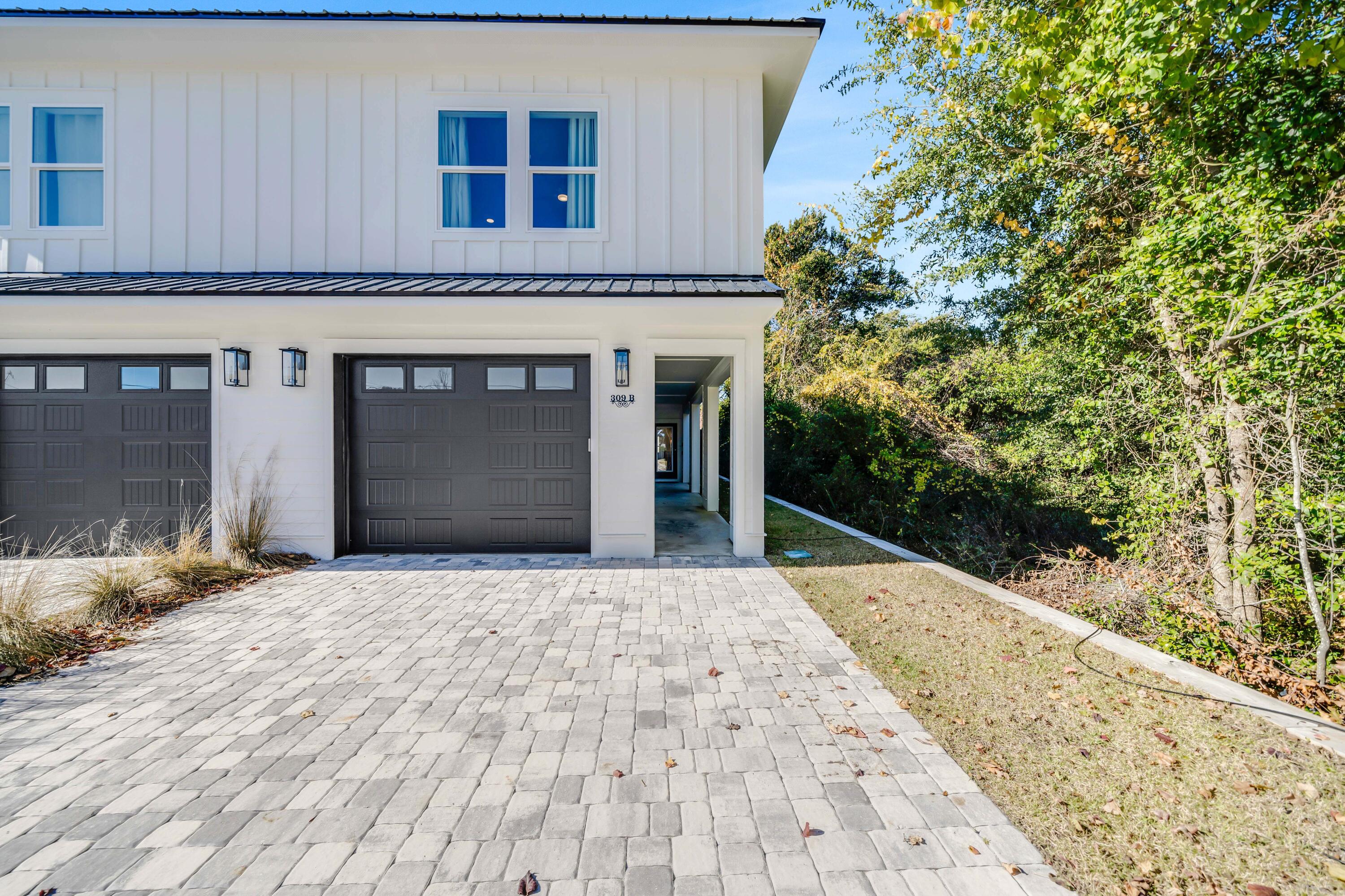 LAGUNA BEACH - Residential