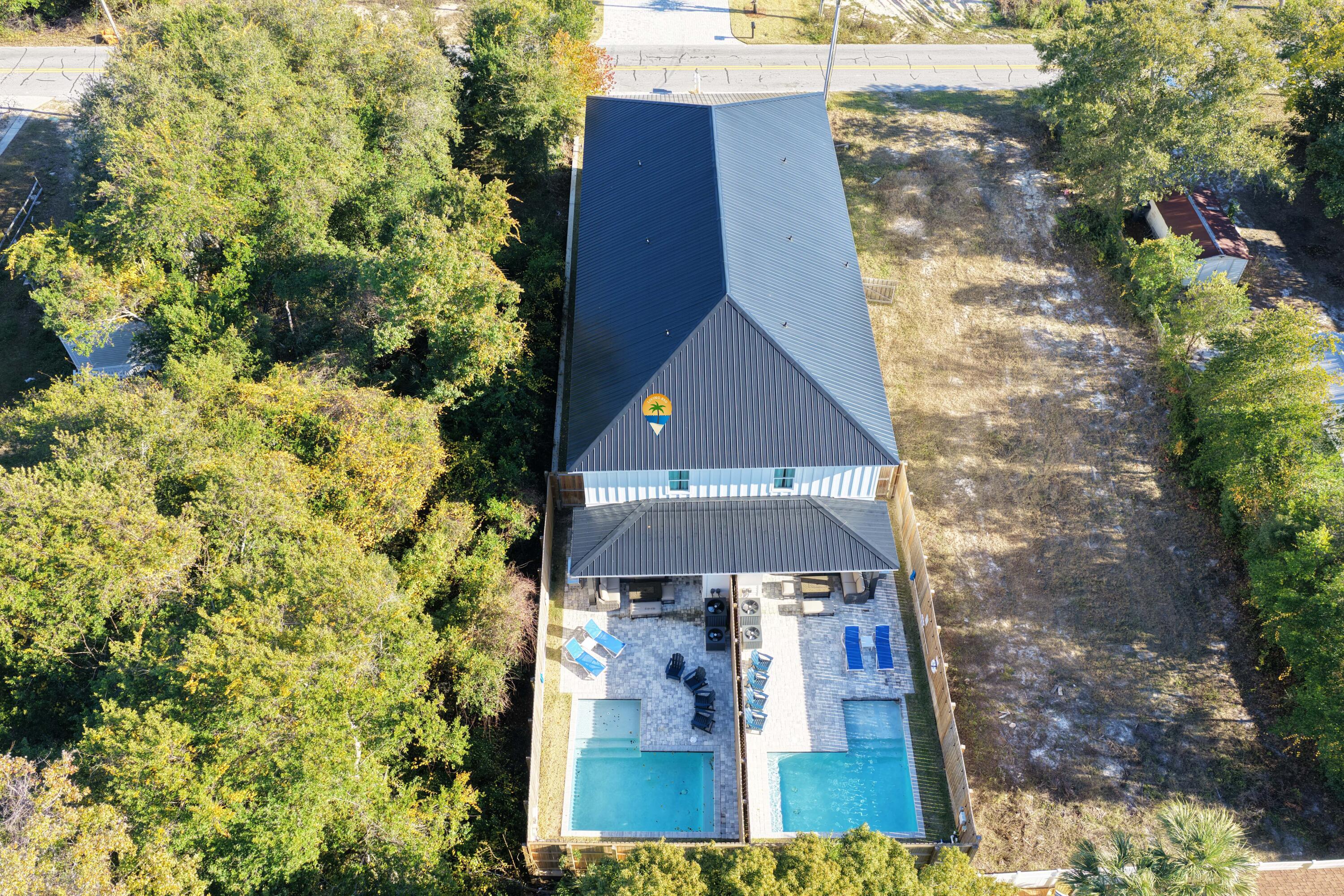 LAGUNA BEACH - Residential