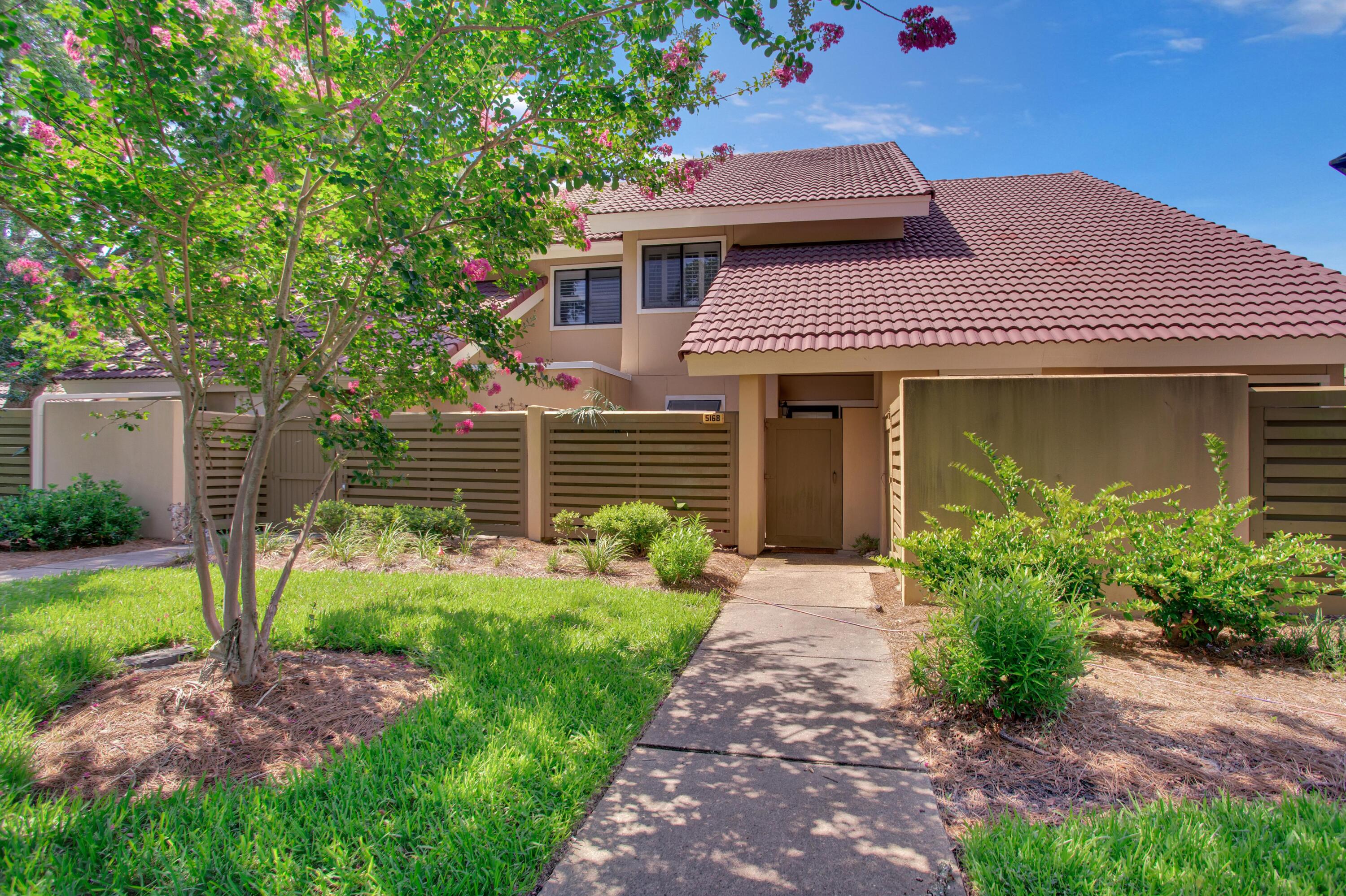 BEACHWALK VILLAS PH 06 - Residential