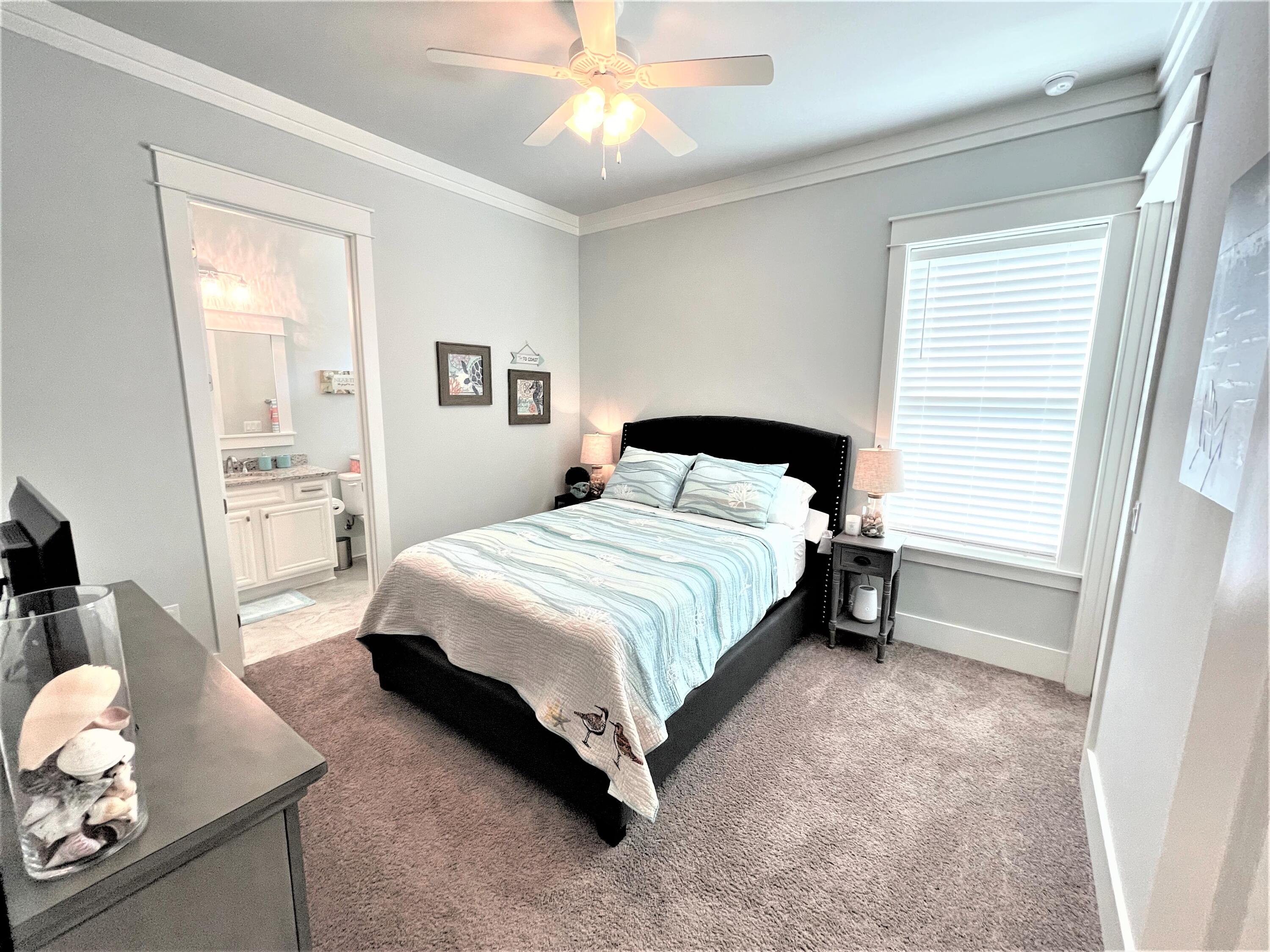 PARADISE COVE - Residential